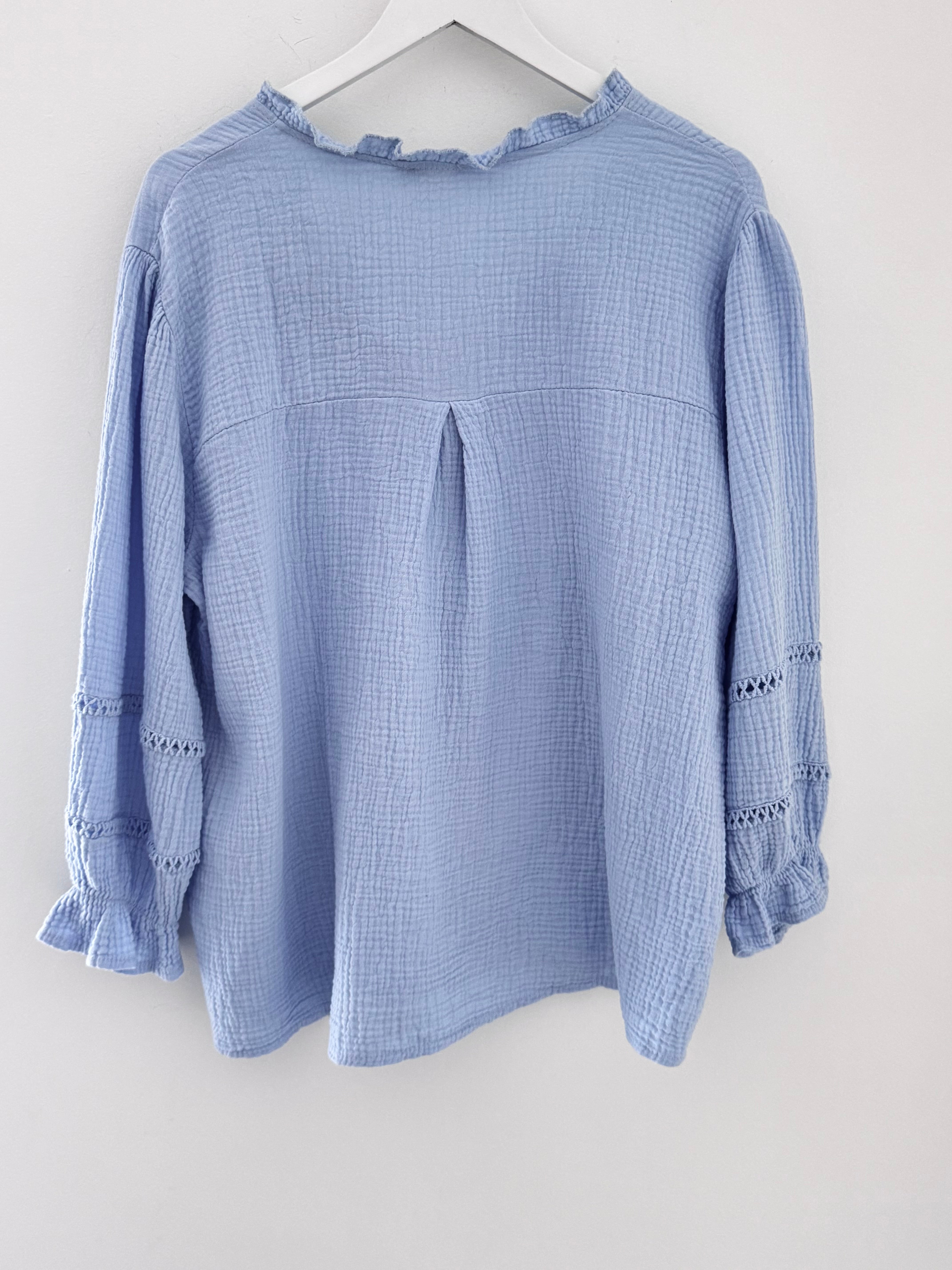 Detailed Cheesecloth Shirt in Light Blue
