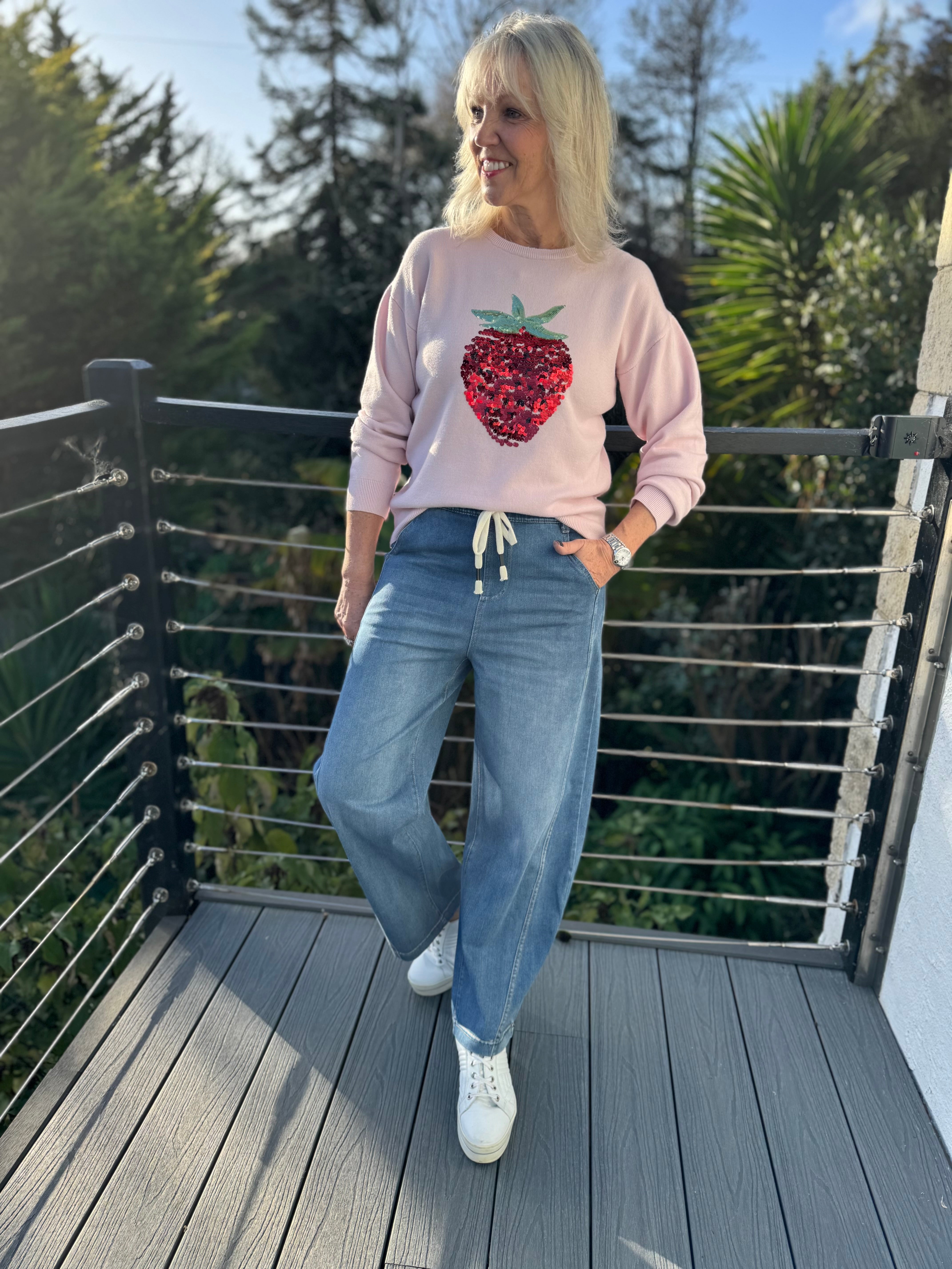 Stretch Barrel Leg Joggers in Mid Denim