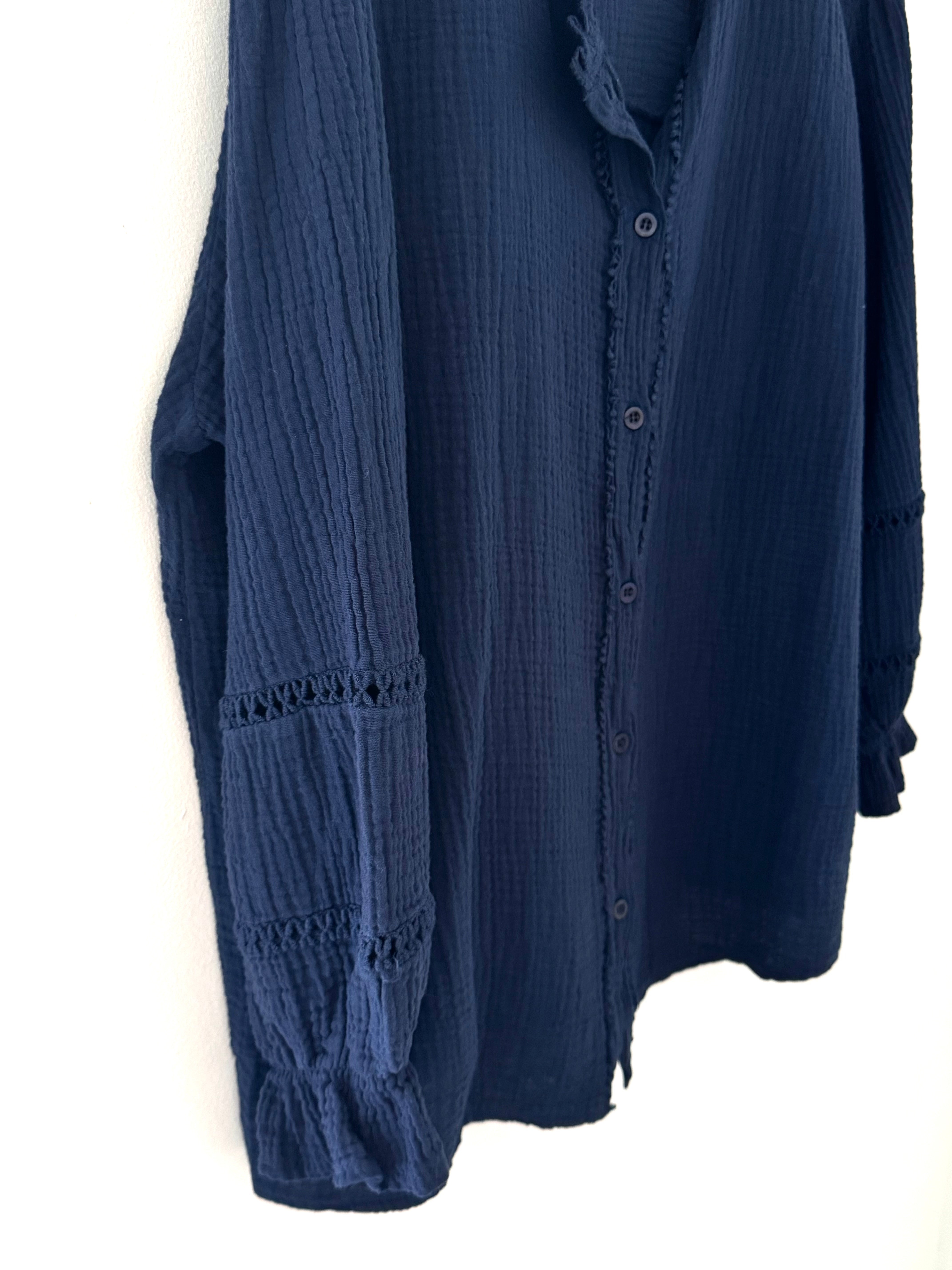 Detailed Cheesecloth Shirt in Navy