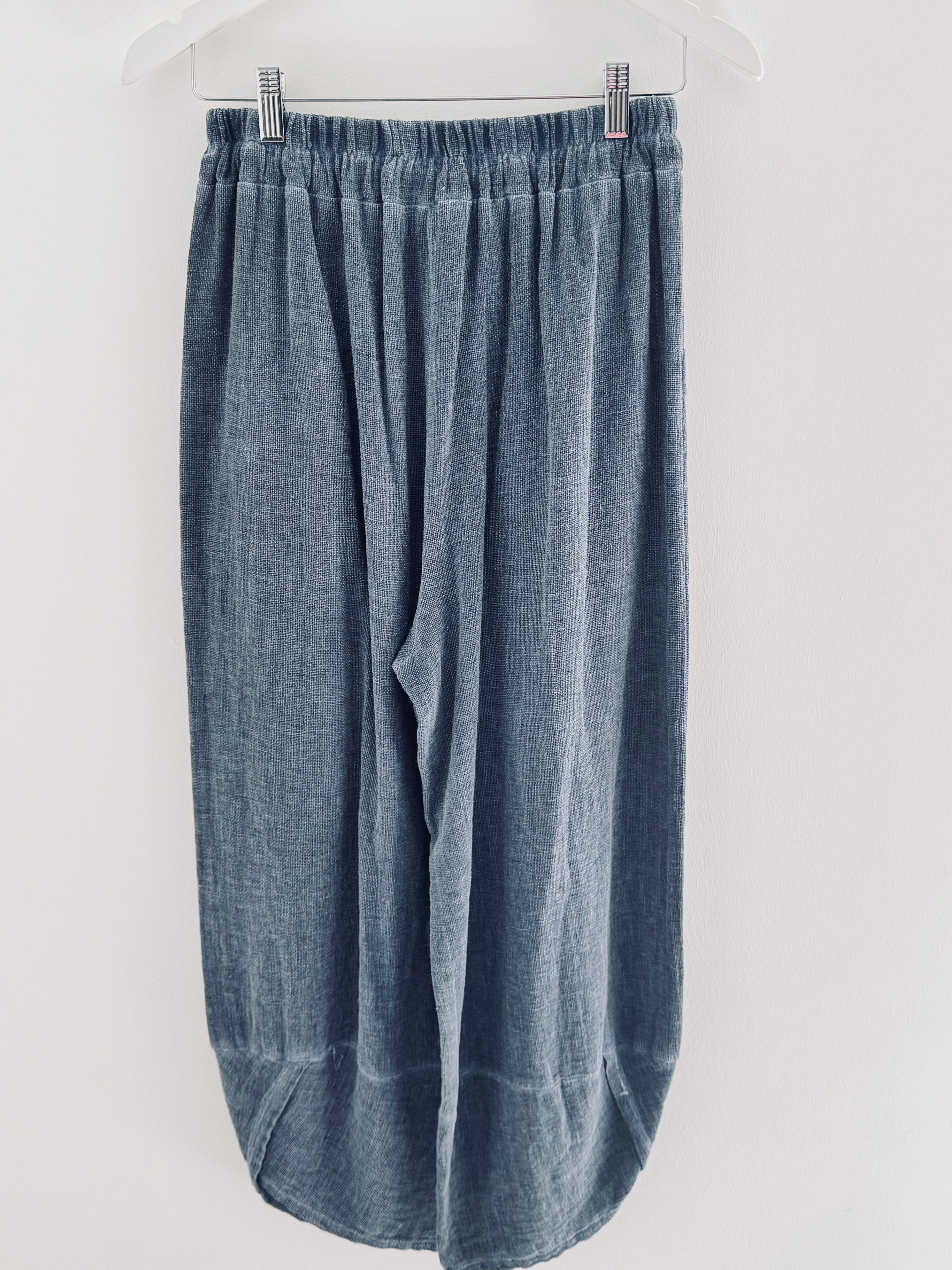 Linen & Cotton Barrel Trousers in Blue