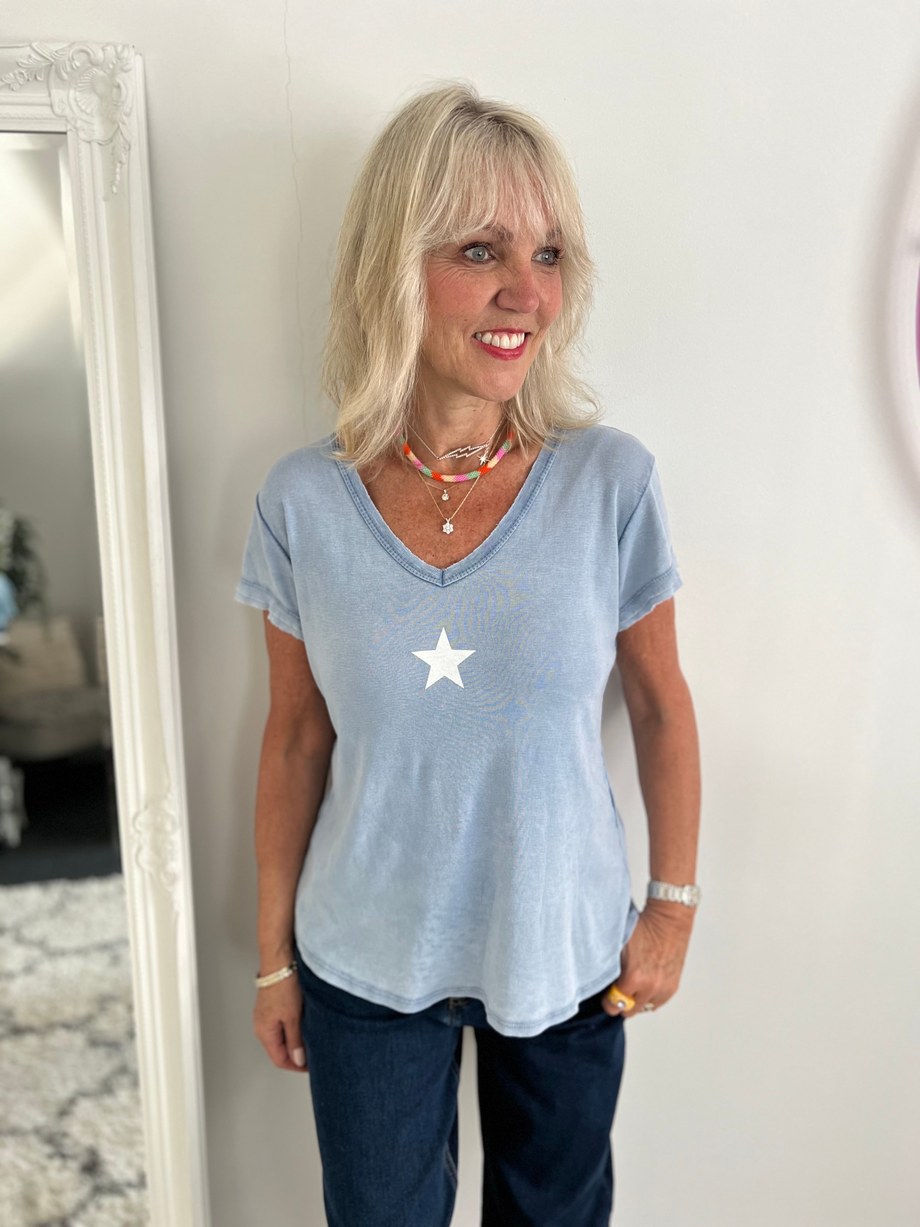 Vintage Star Tee in Faded Blue
