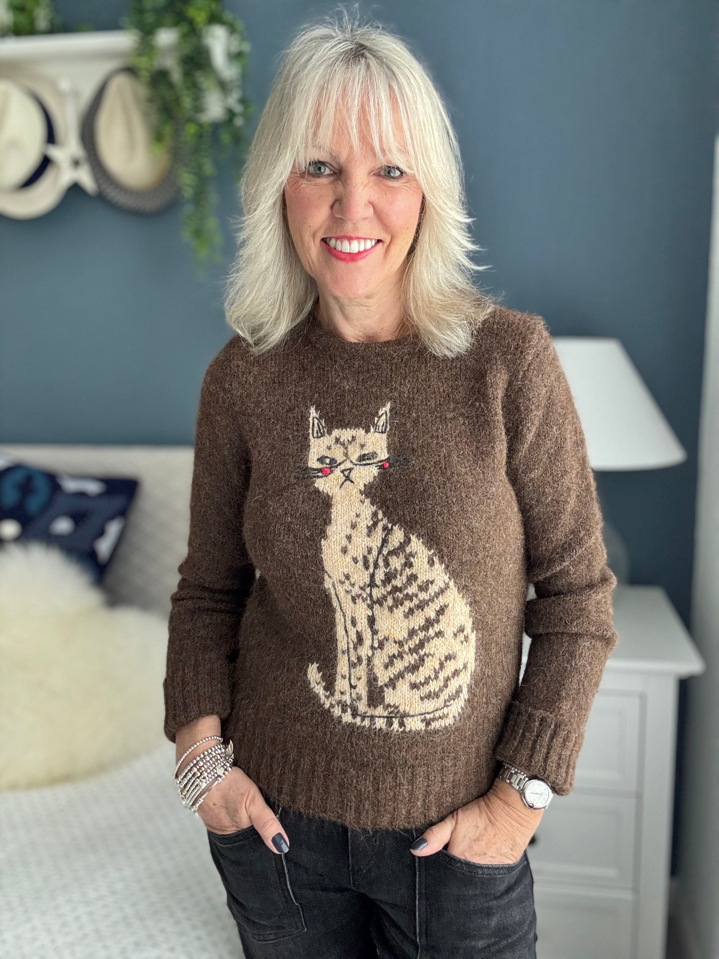 Luxe Jumper with Cat in Cocoa