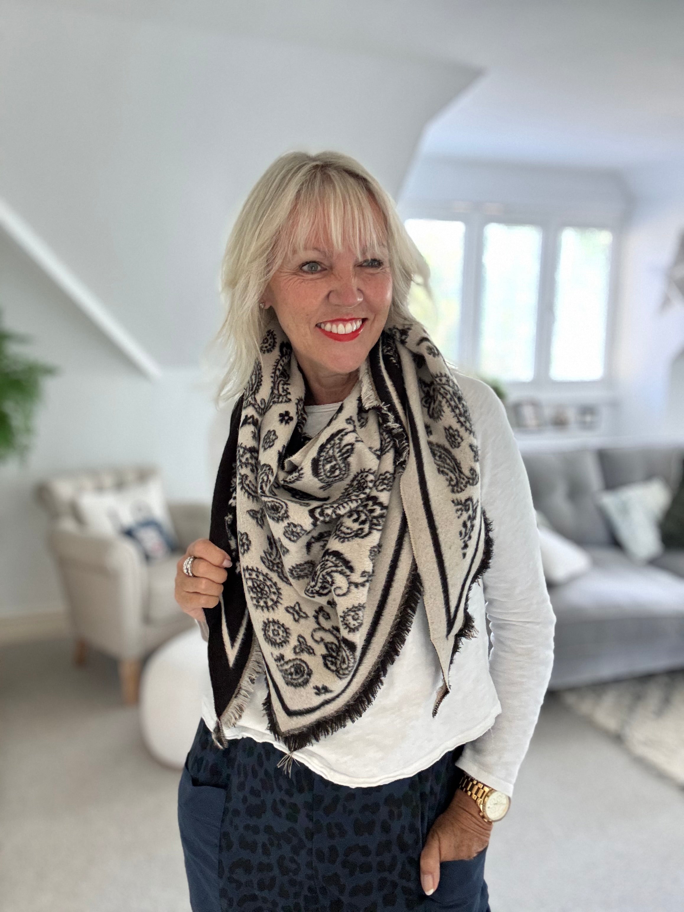Reversible Knitted Scarf in Black & Ecru