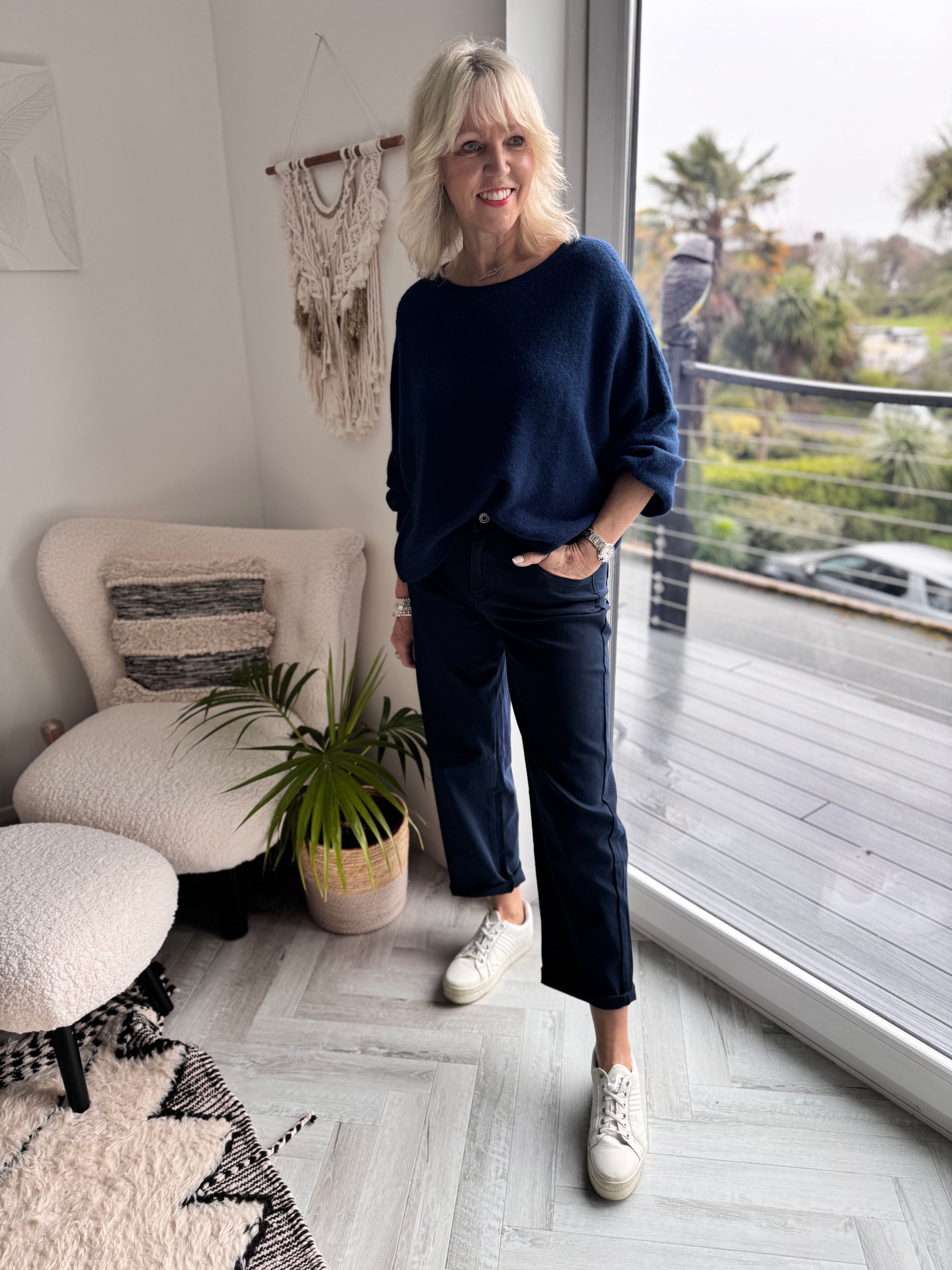 Stretch Boyfriend Jeans in Ink Navy