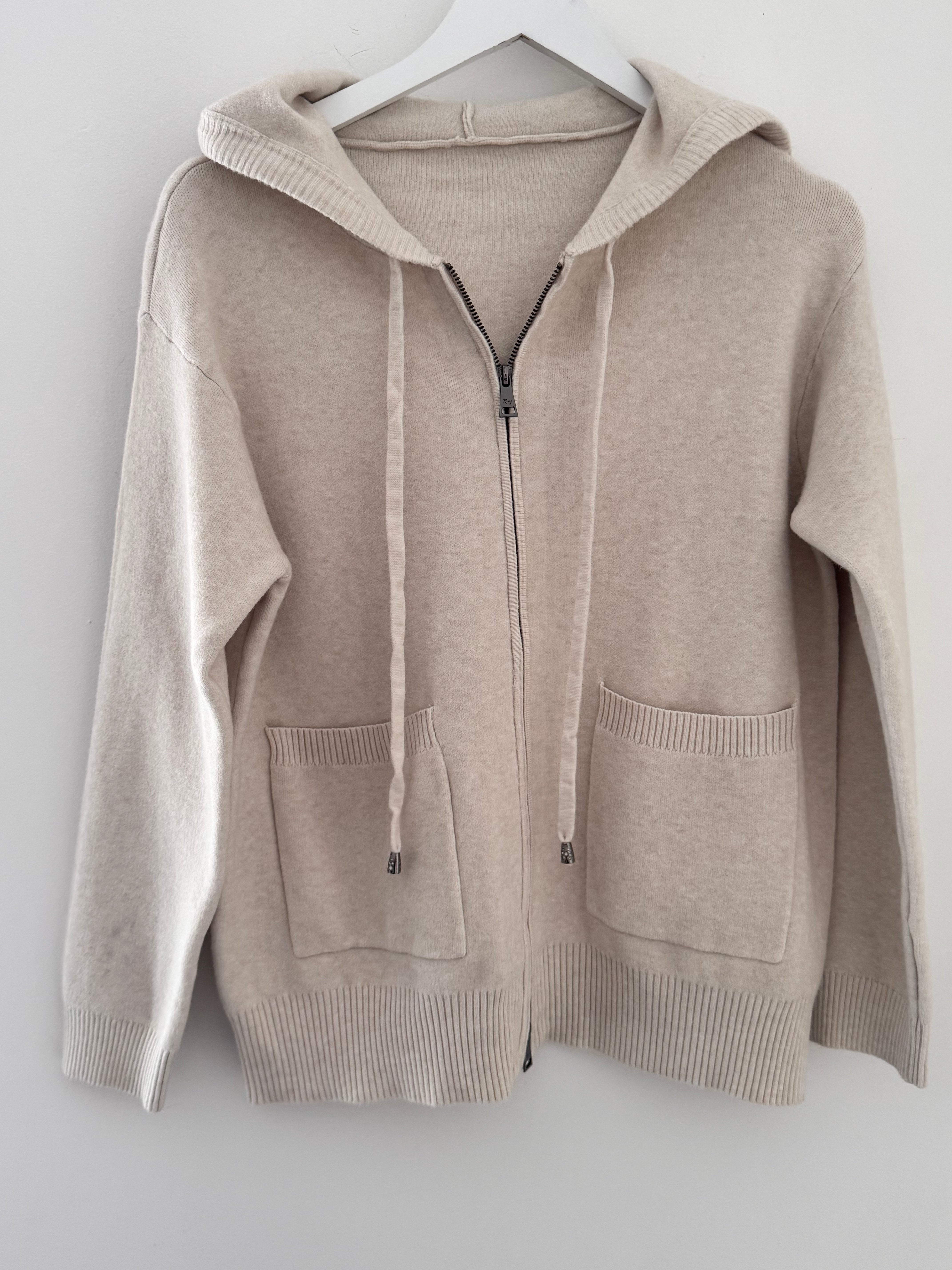 Soft Hooded Zipped Jumper in Ecru