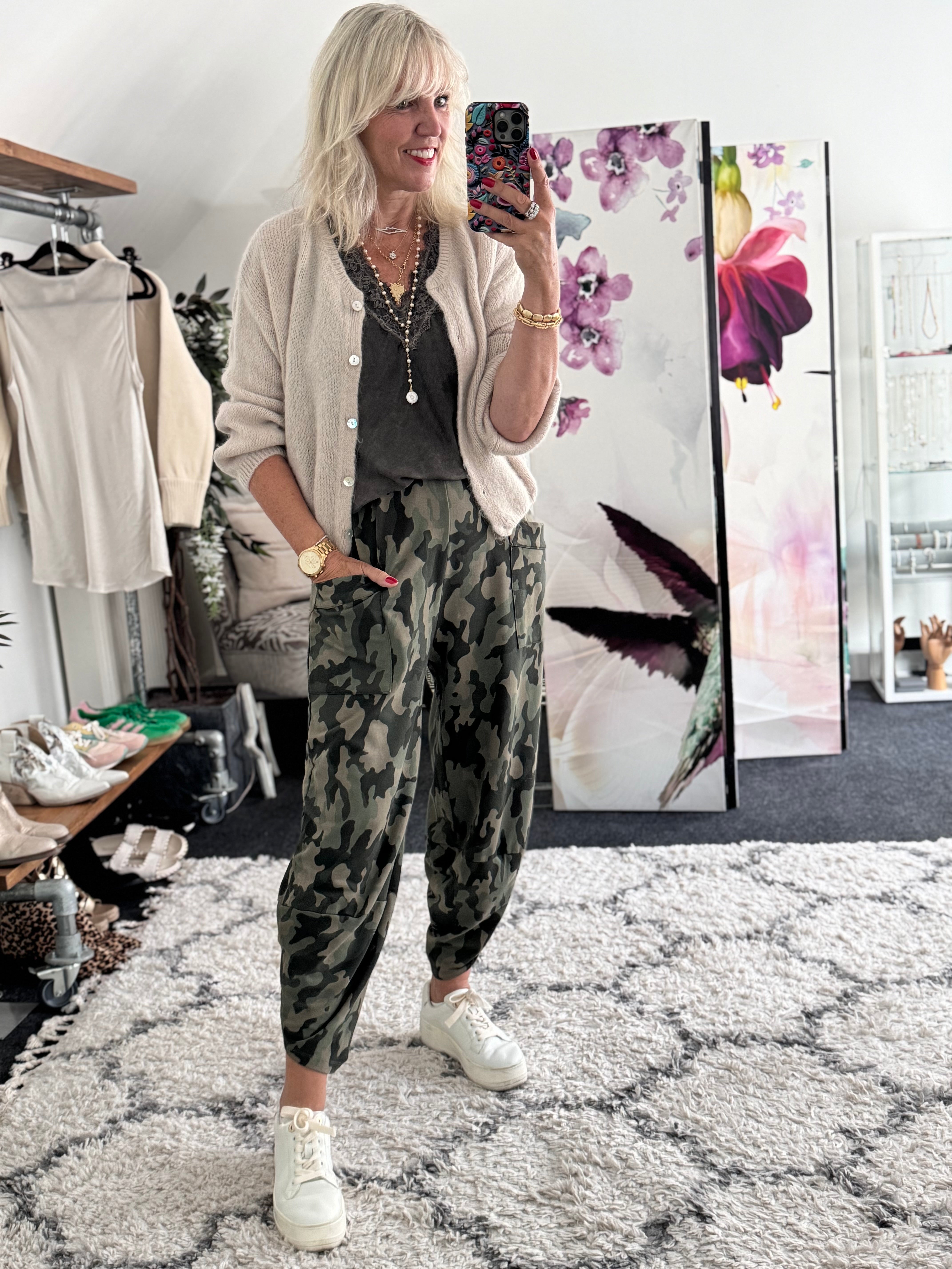 Barrel Cotton Jersey Trousers in Khaki Camo