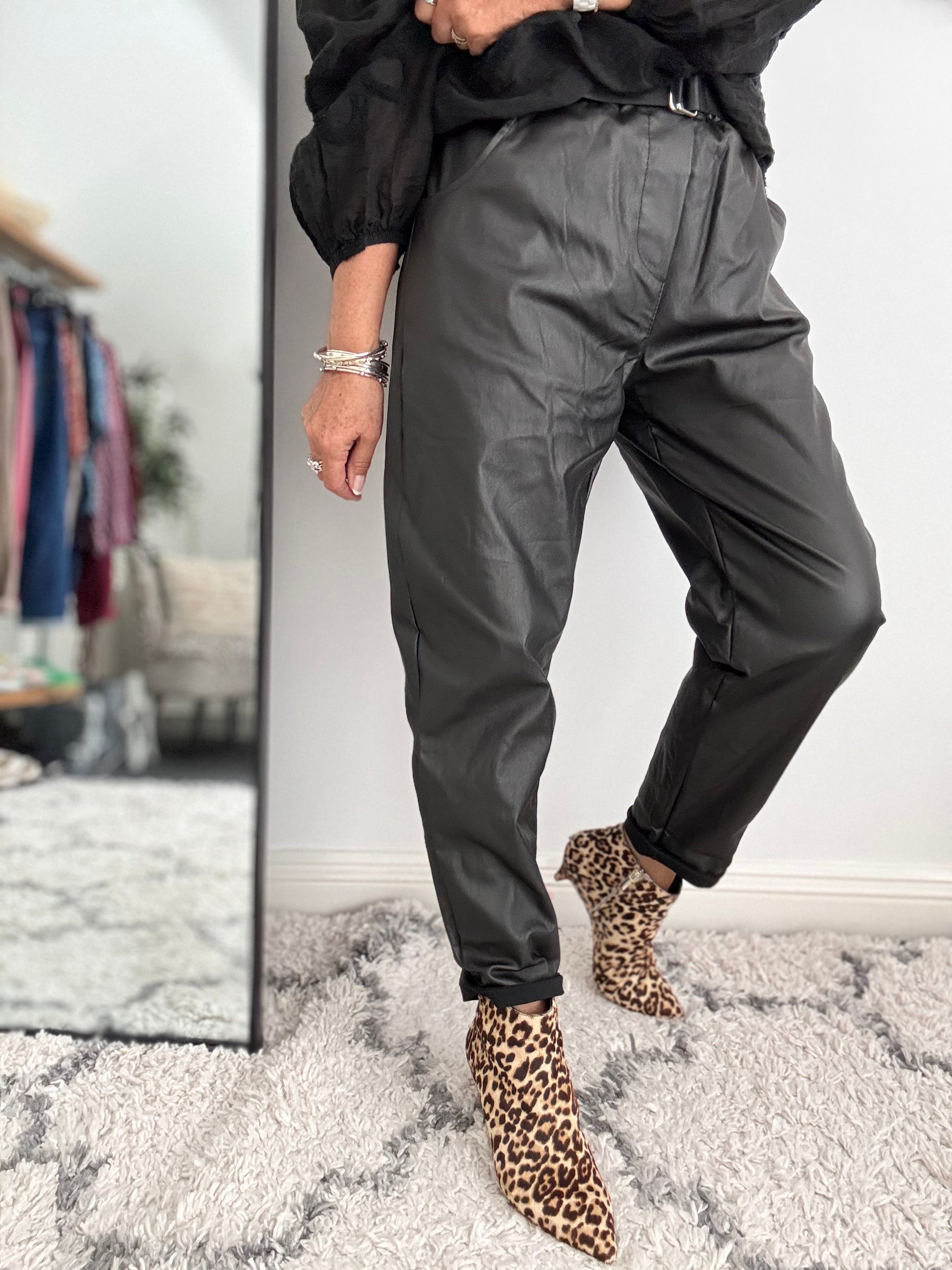 Super Stretch Waxed Barrel Trousers in Black