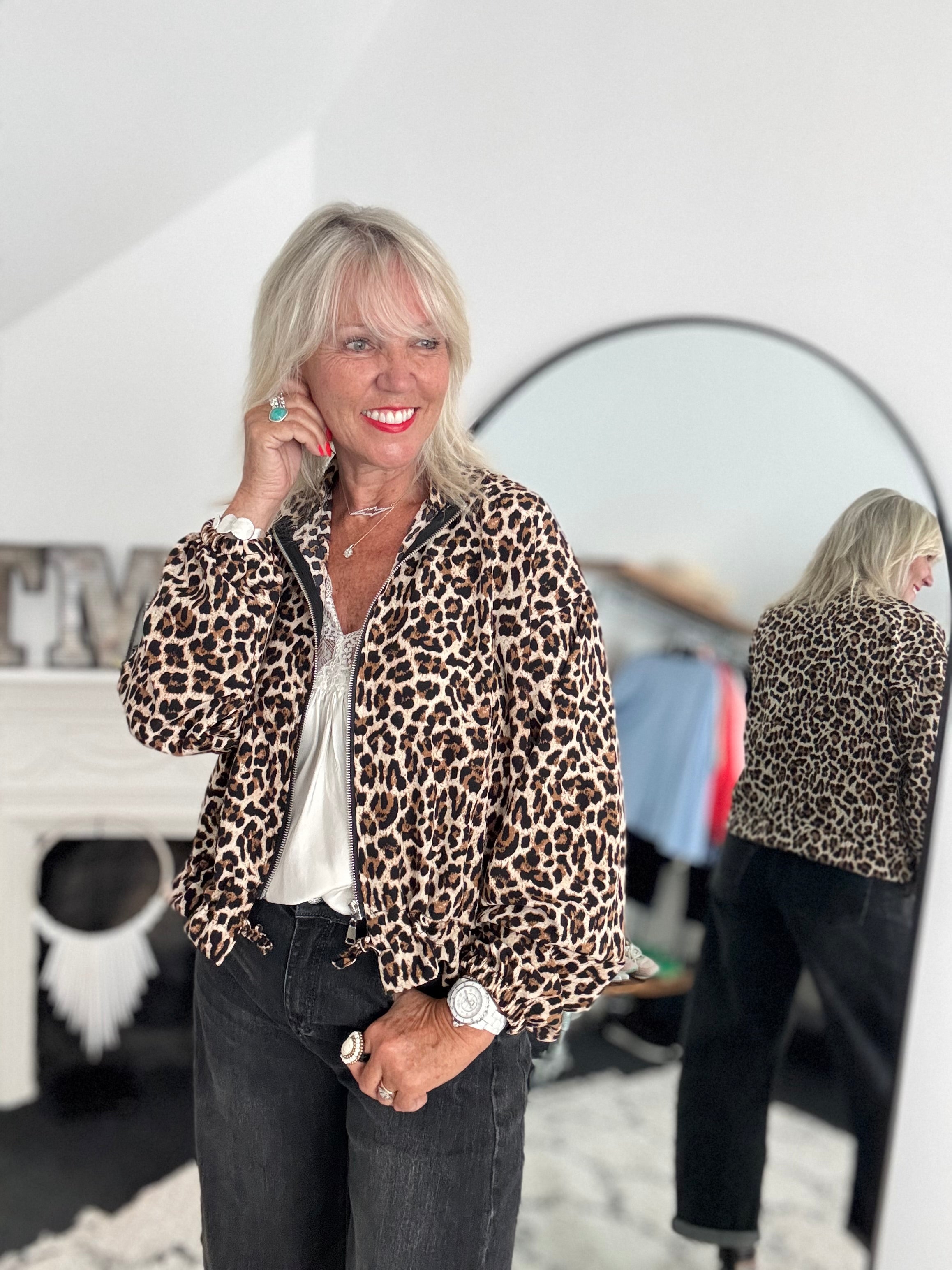 Lightweight Bomber Jacket in Leopard