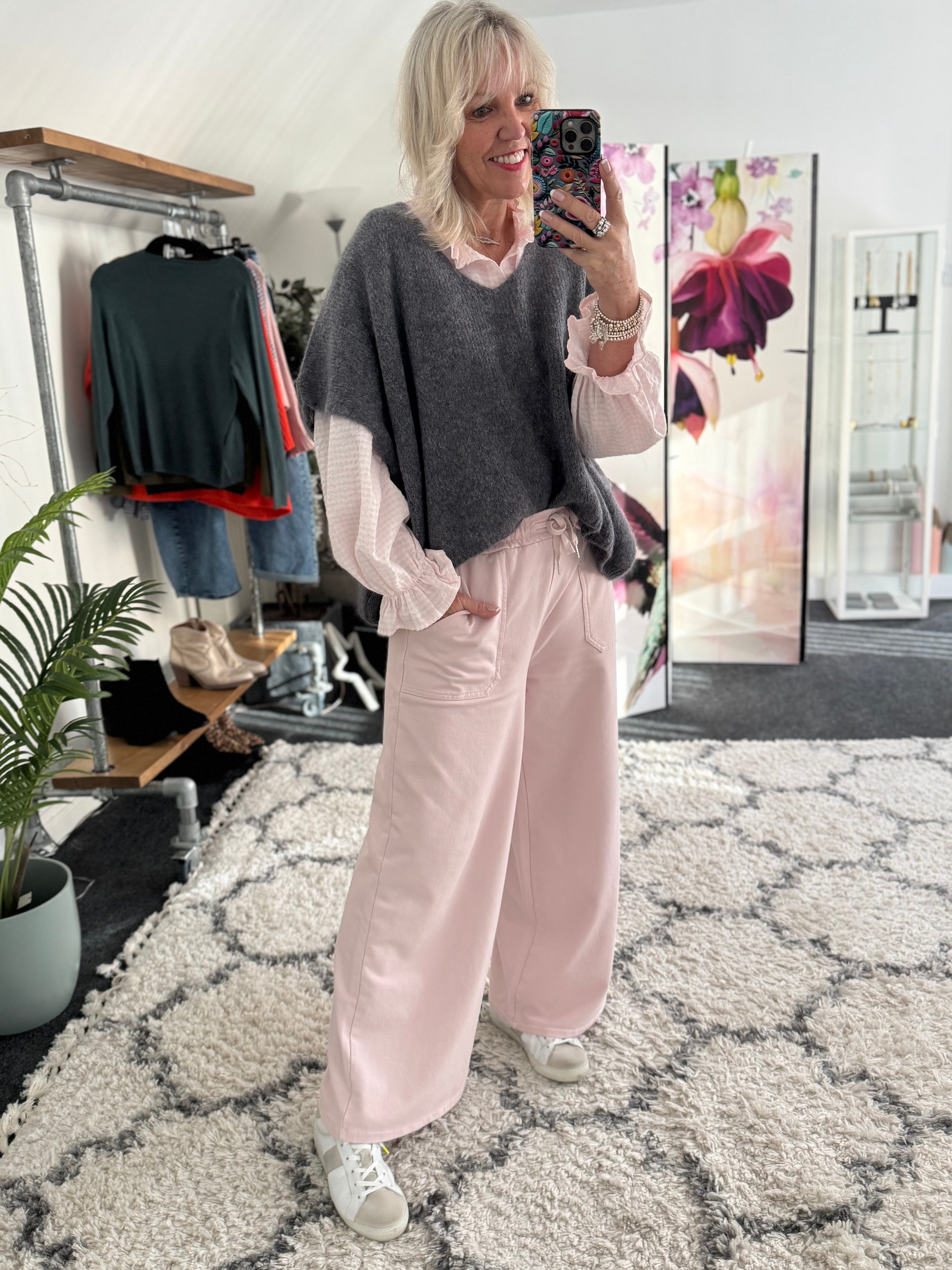 Gingham Seersucker Buttoned Shirt in Pink