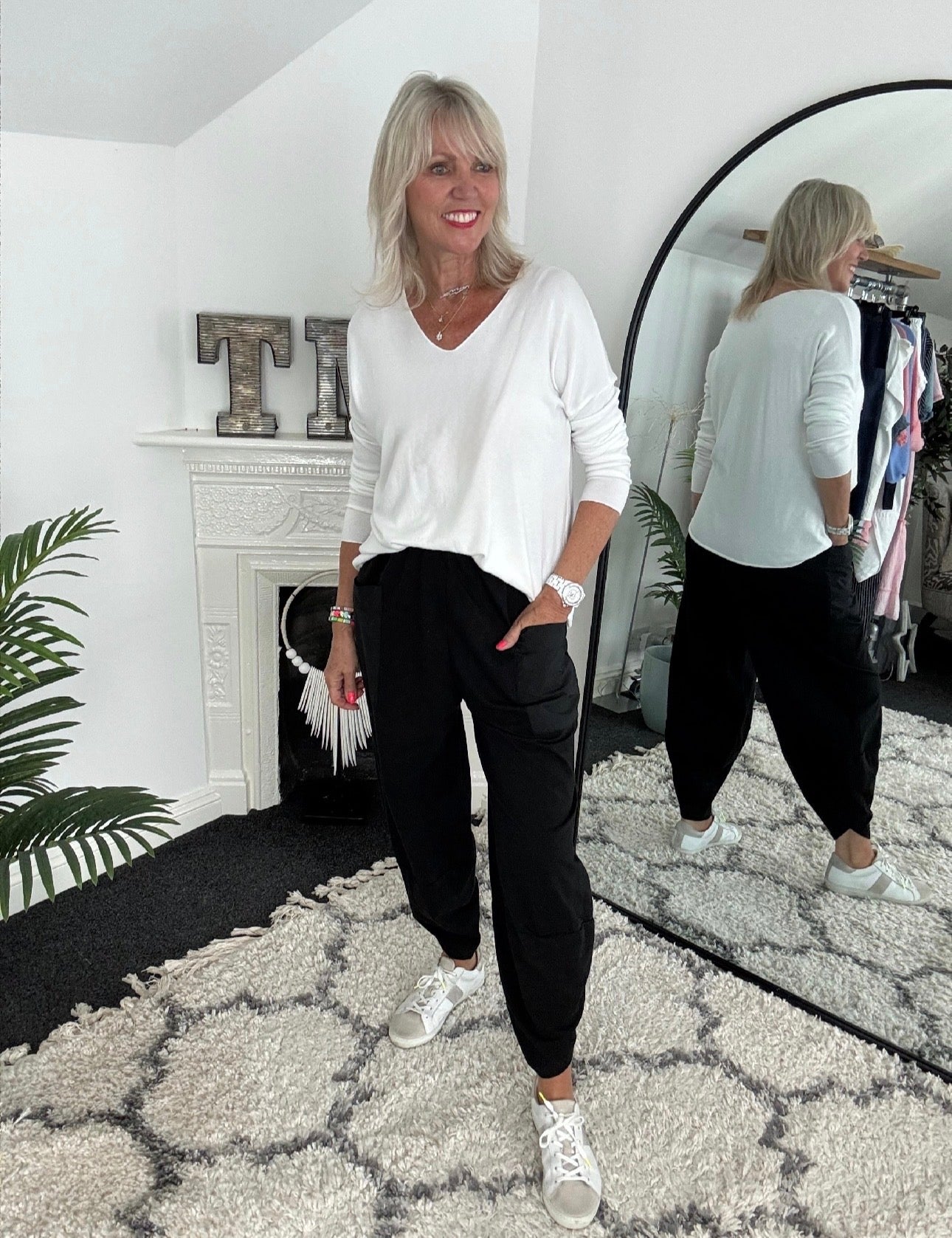 Barrel Shape Cotton Jersey Trousers in Black