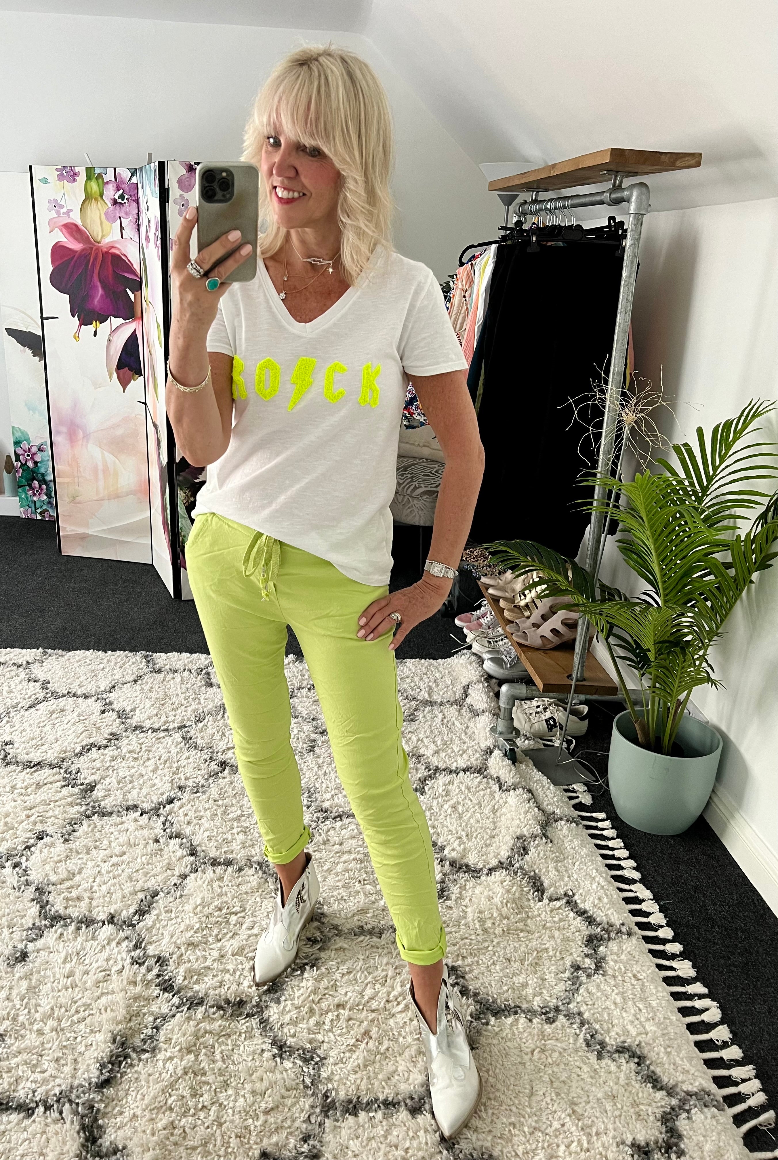 Slimfit Cotton Joggers in Lime