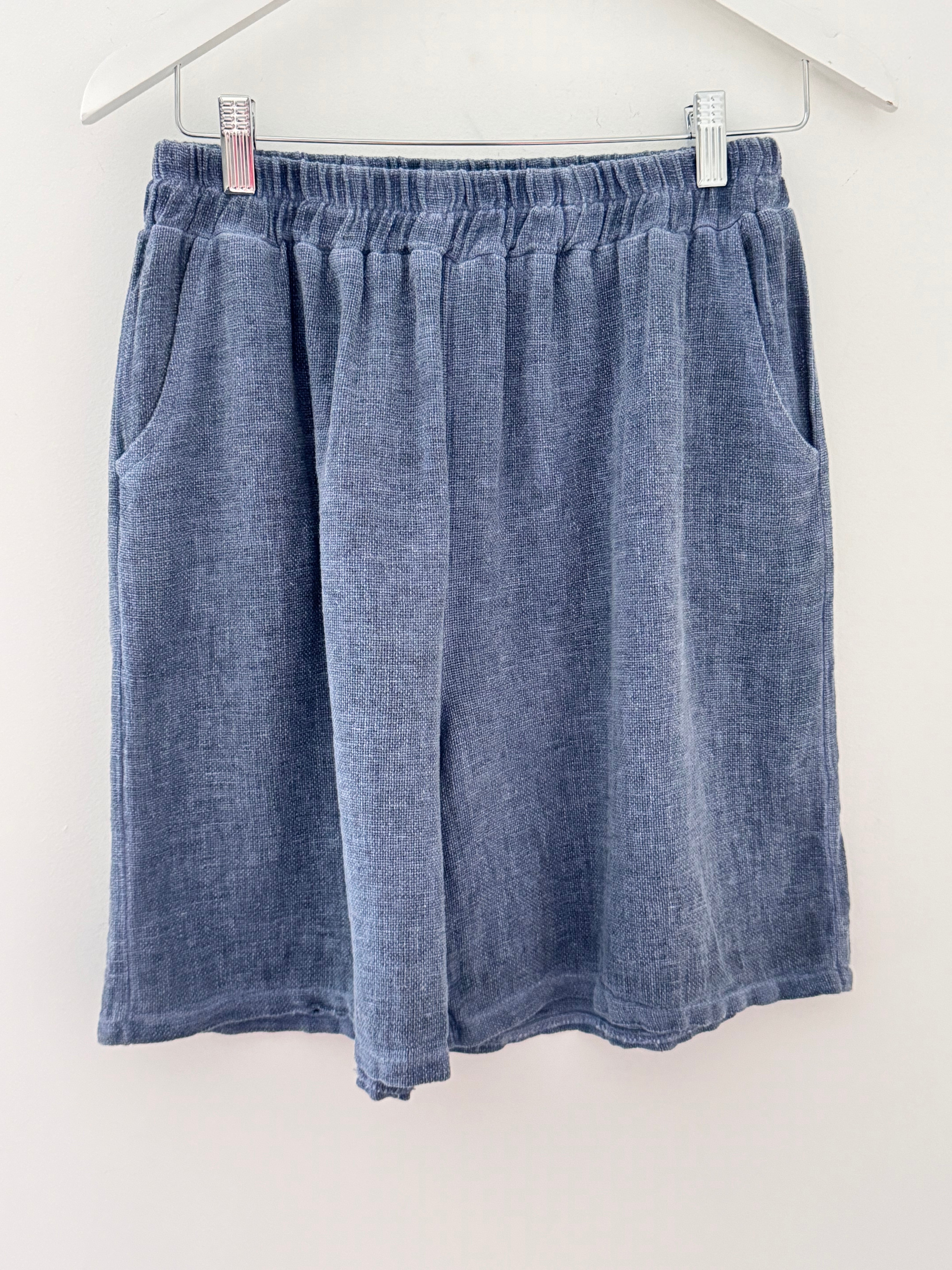 Linen & Cotton Shorts in Denim Blue