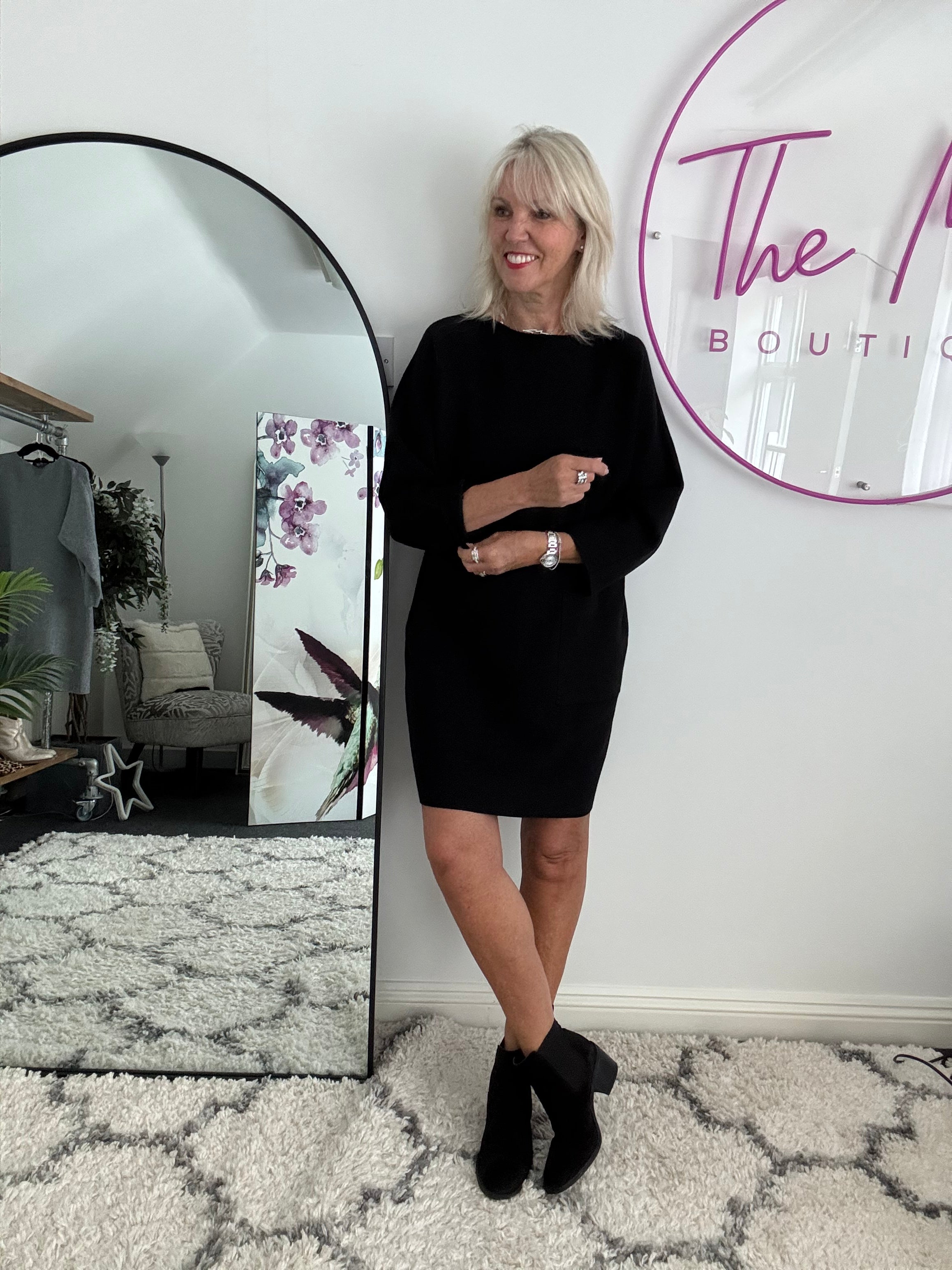 Luxe Knitted Pocket Dress in Black