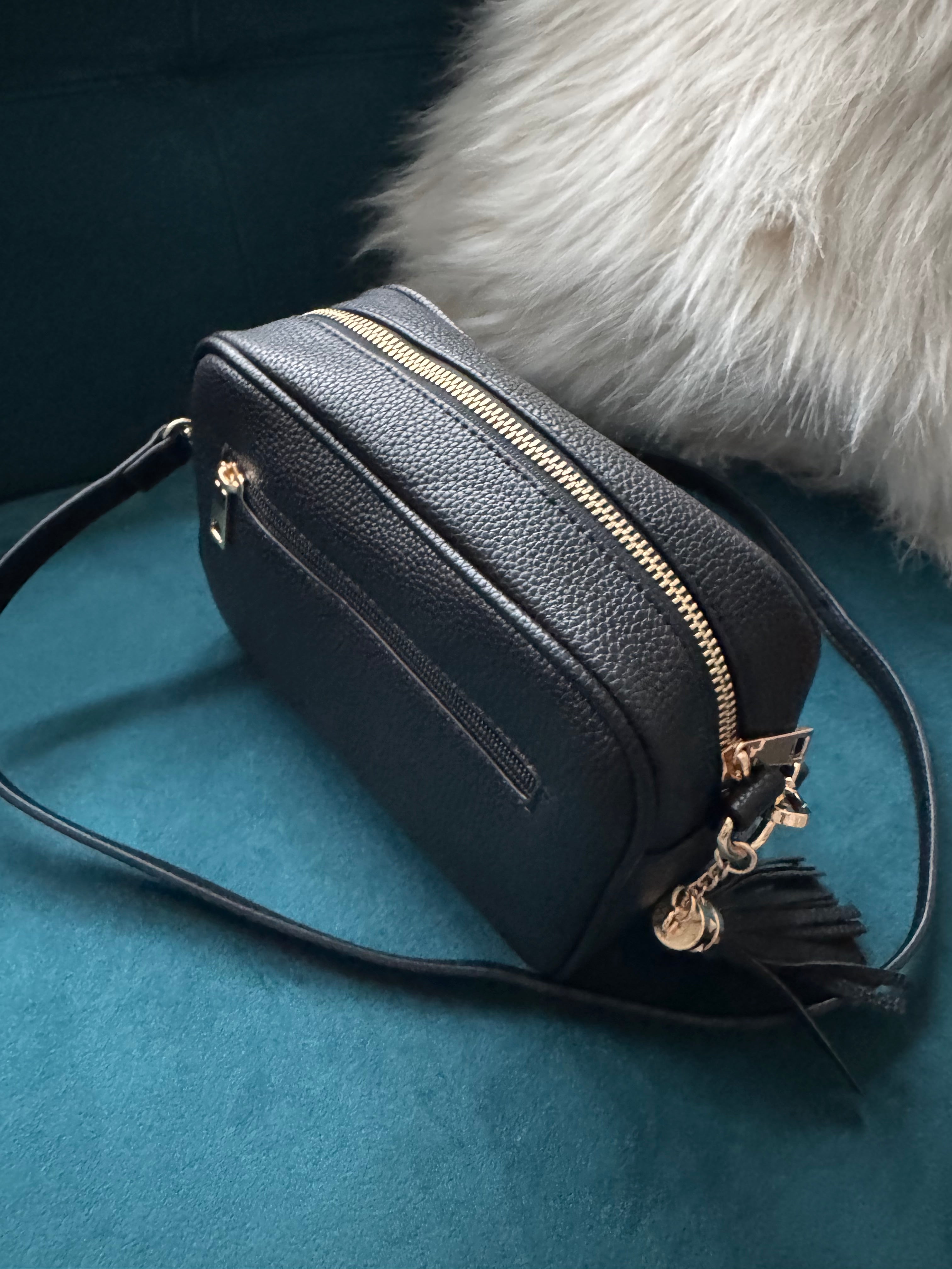 Pebble Star Bag in Black