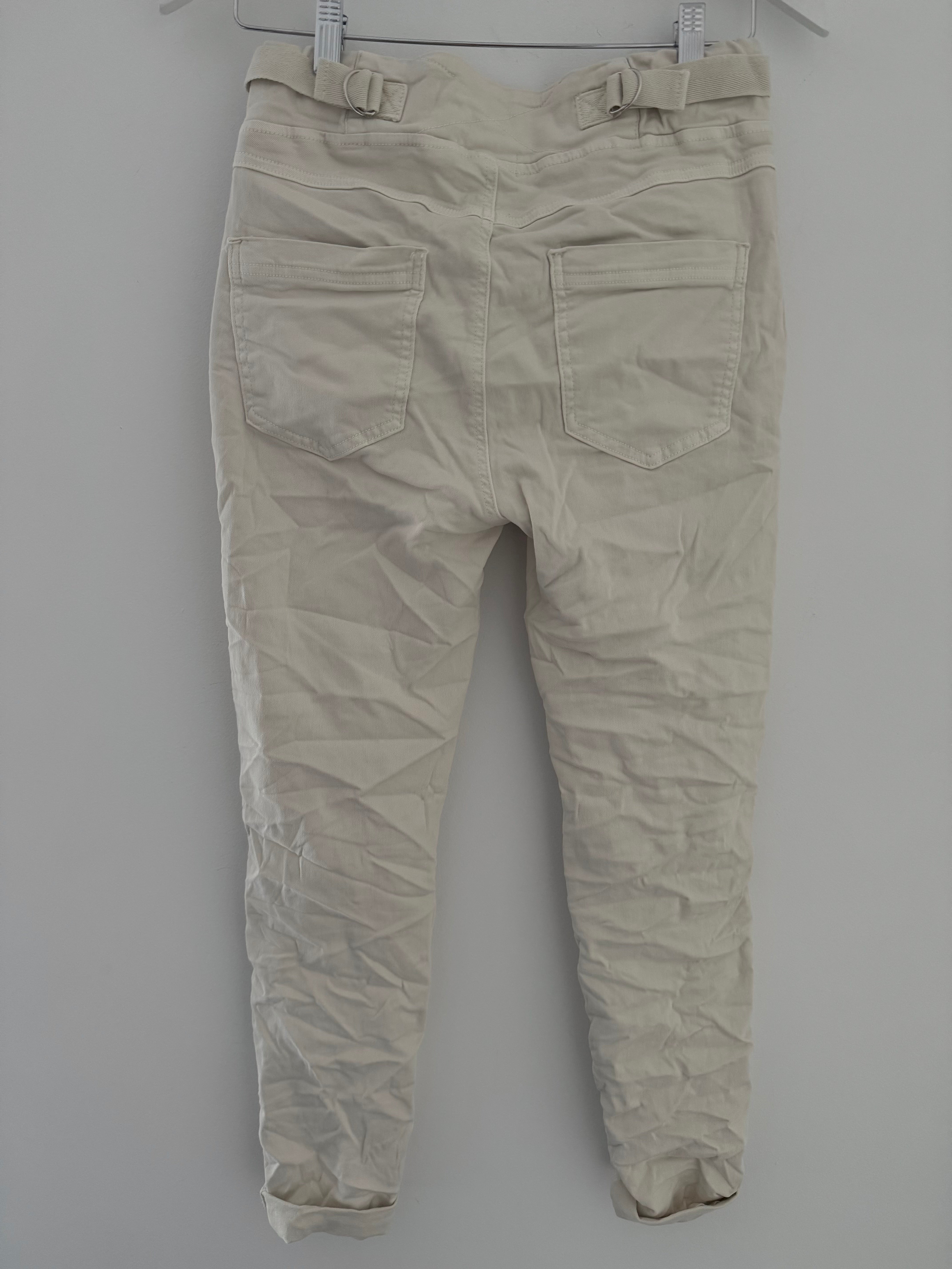 Jean Joggers in Ecru