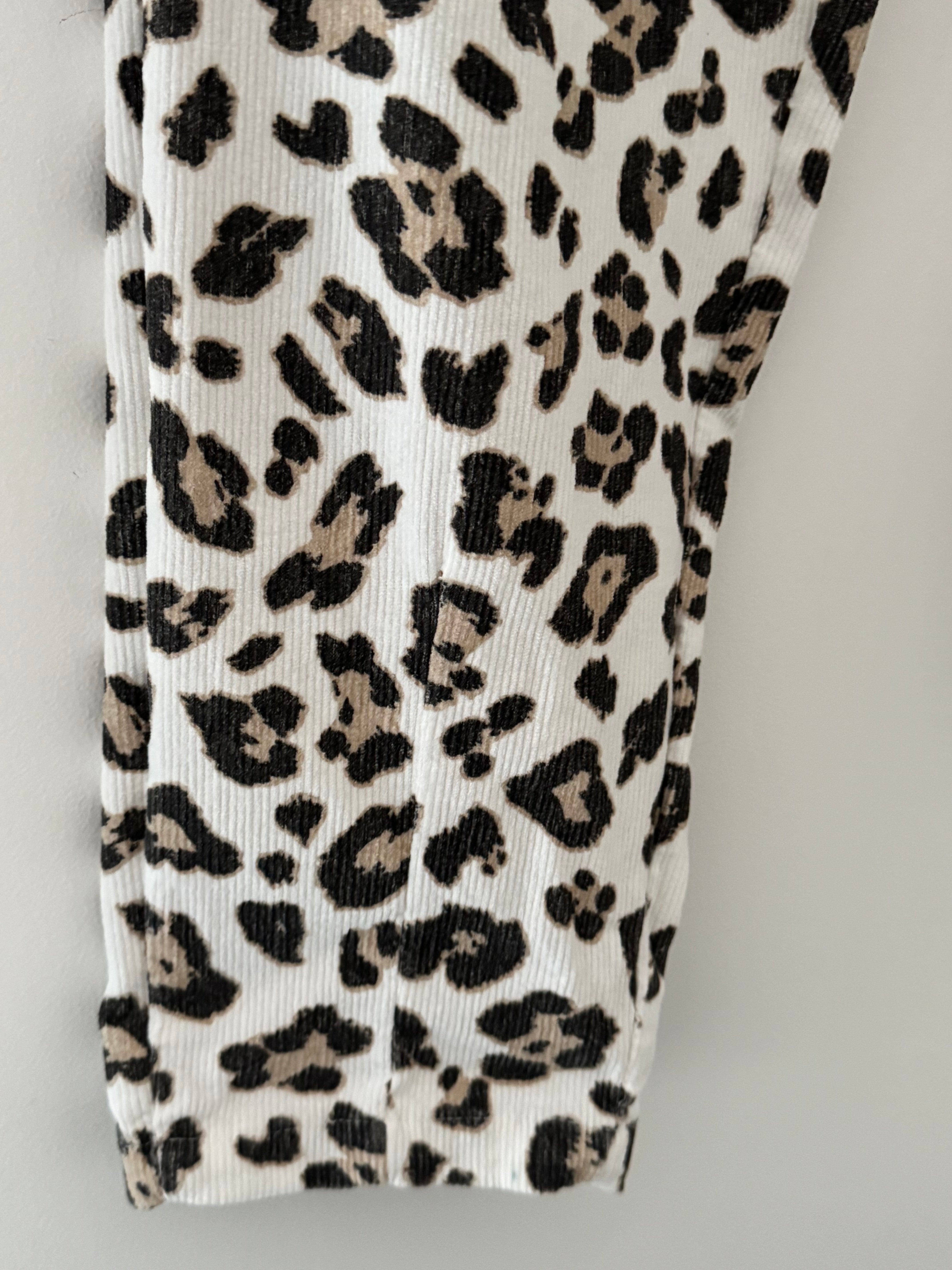 Slim Barrel Leg Trousers in Snow Leopard