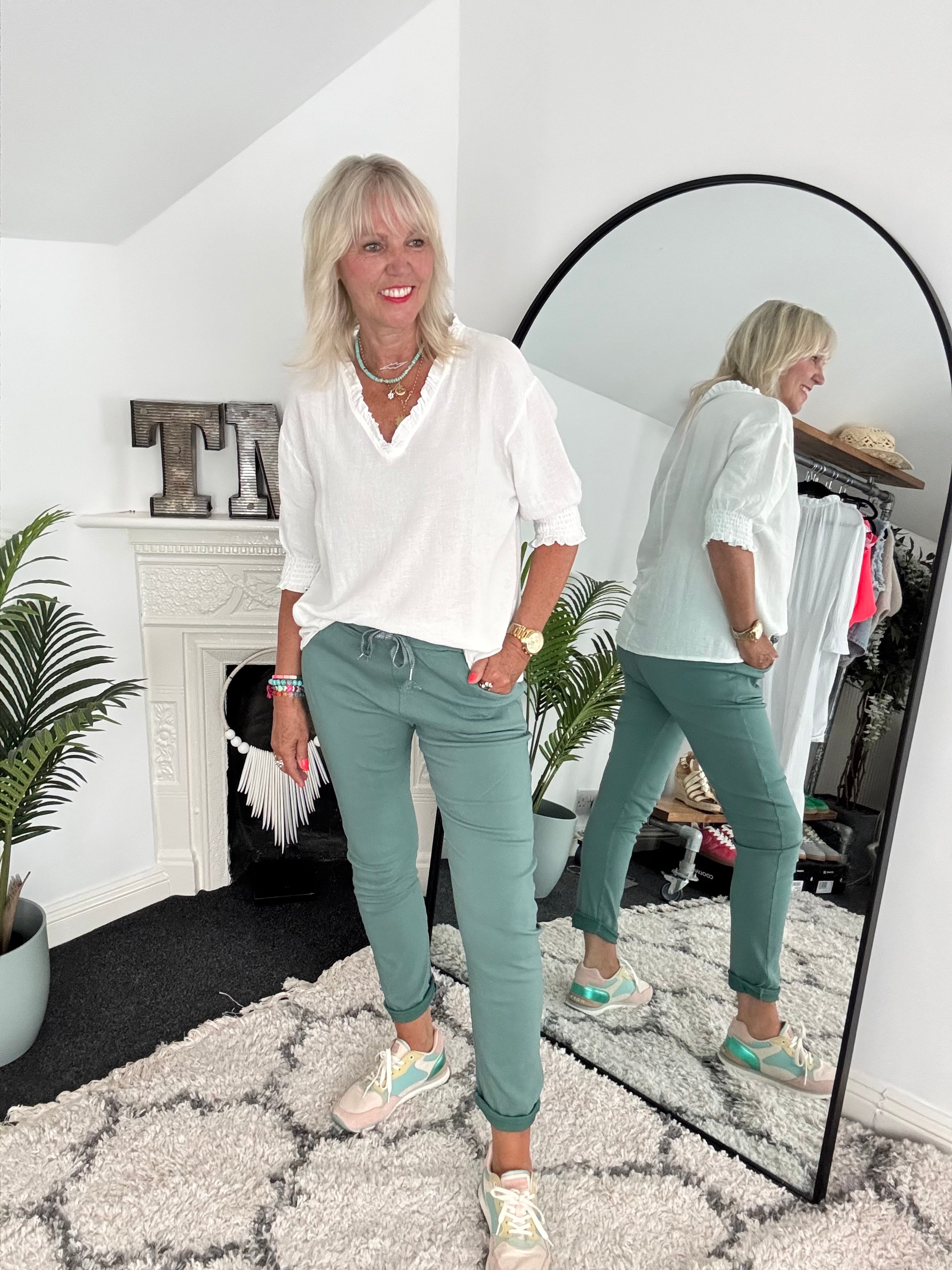 Super Stretch Joggers in Ocean Green