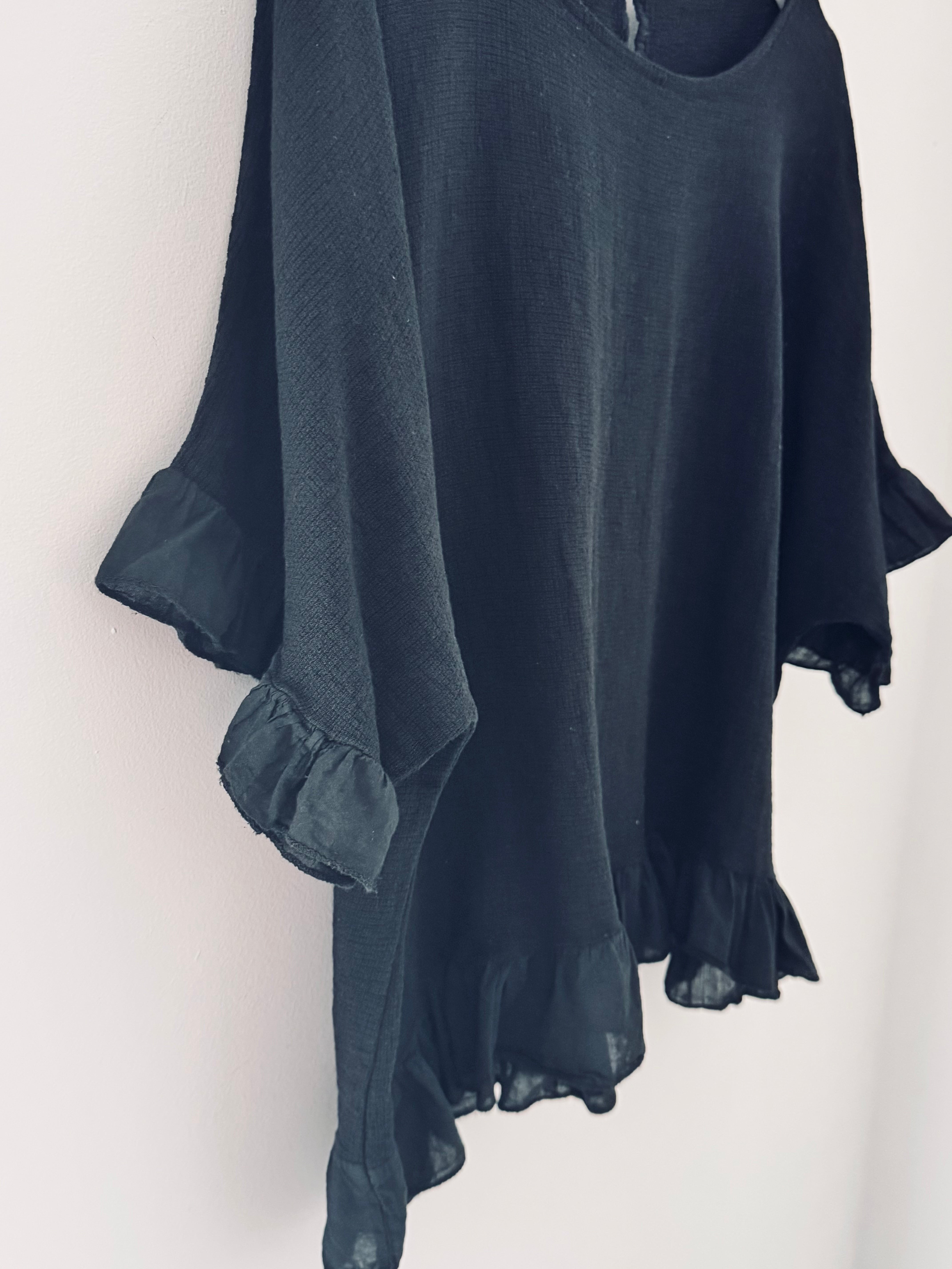 Linen & Cotton Ruffle Edge Top in Black