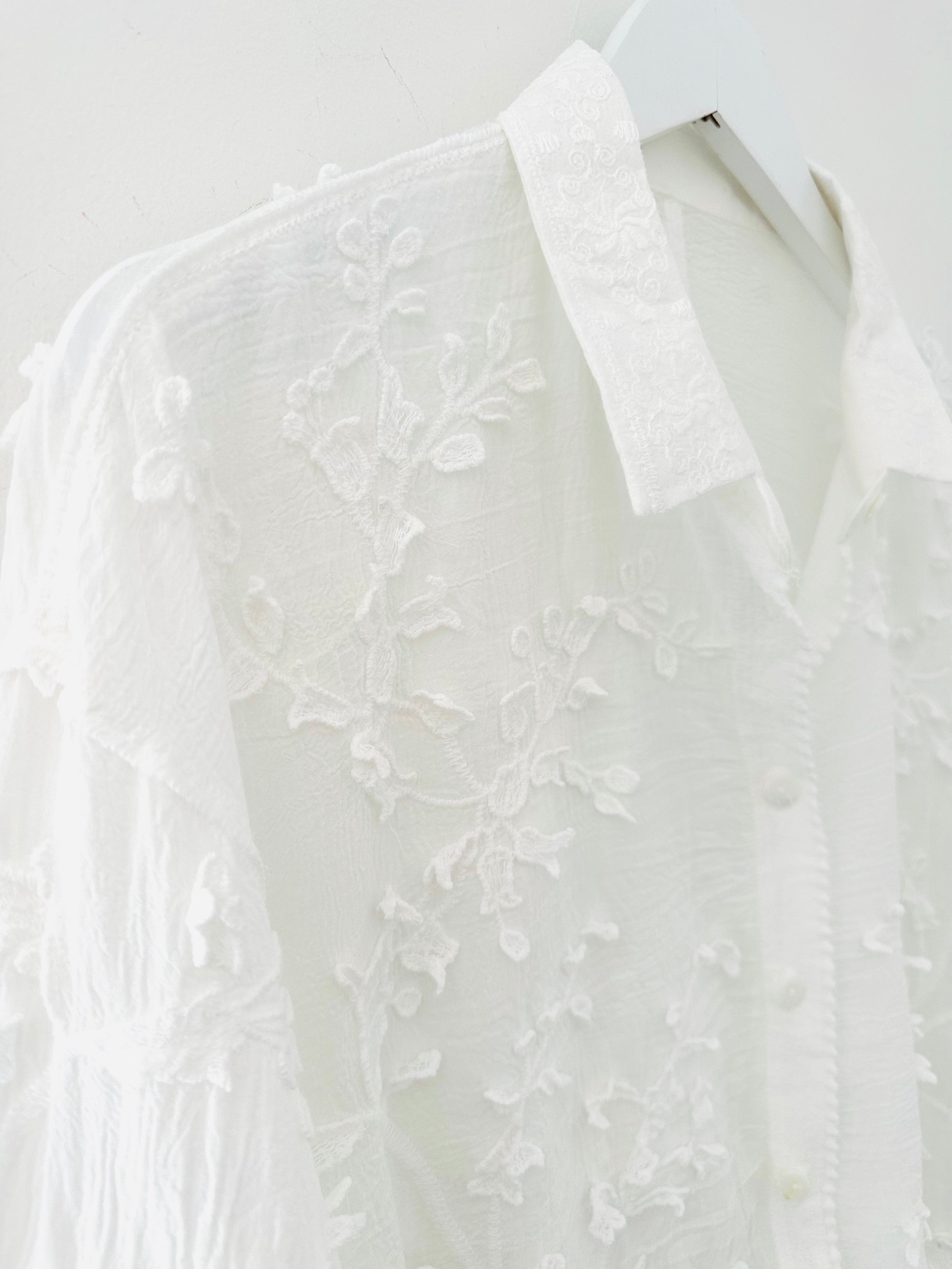 Cheesecloth & Lace Shirt in Ivory