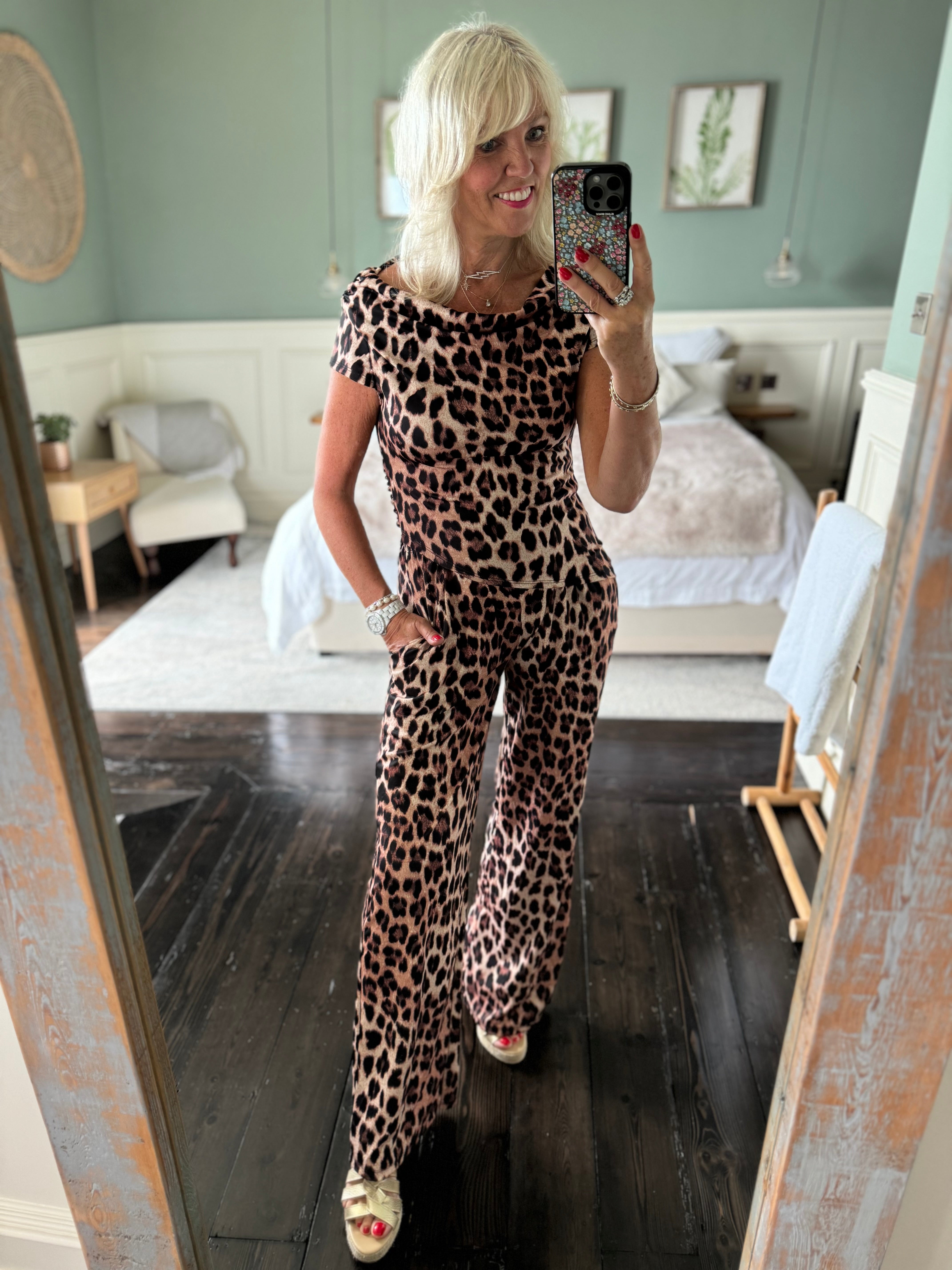 Wide Leg Trousers in Leopard