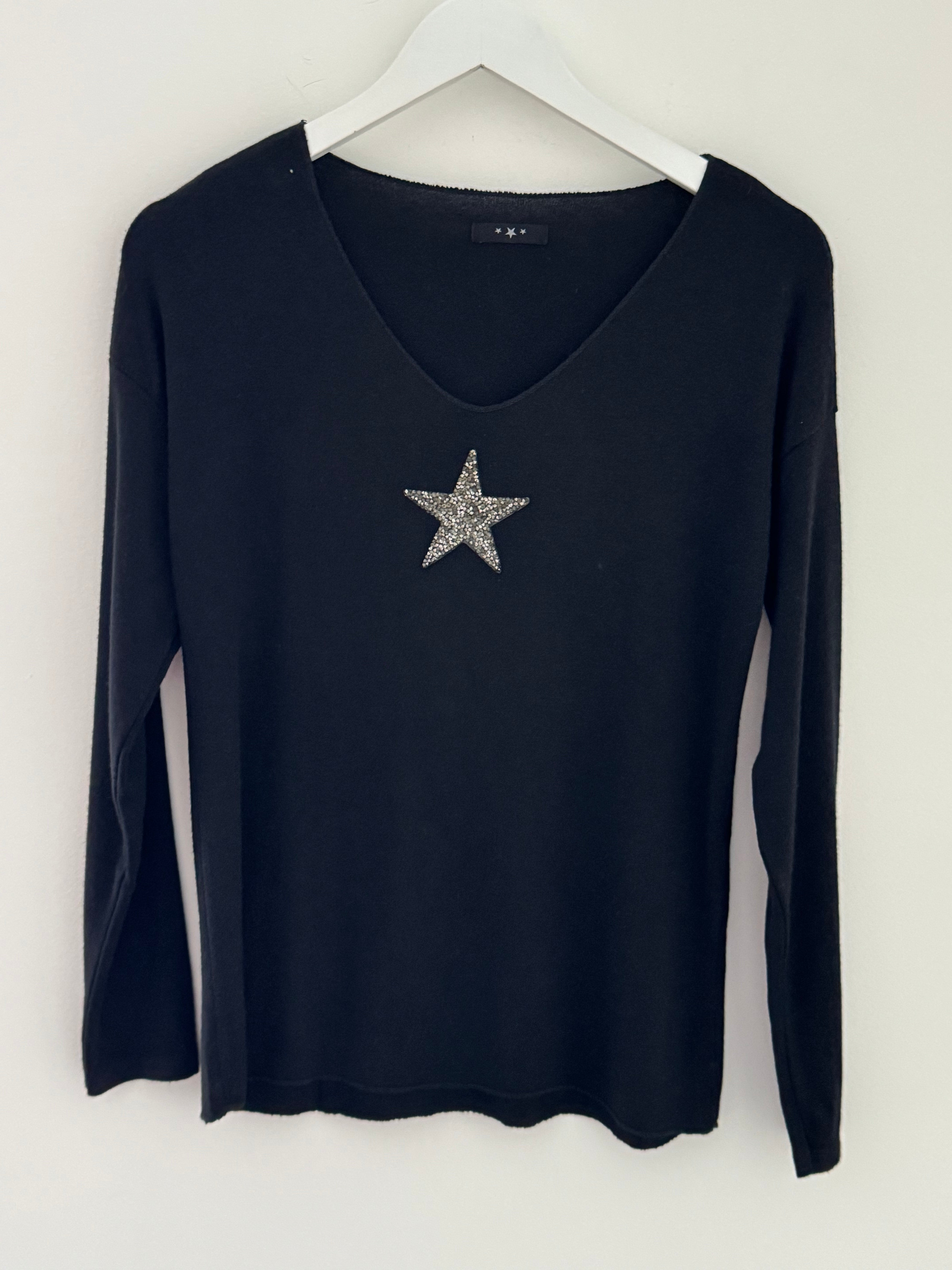Slimfit Glitter Star Jumper in Black