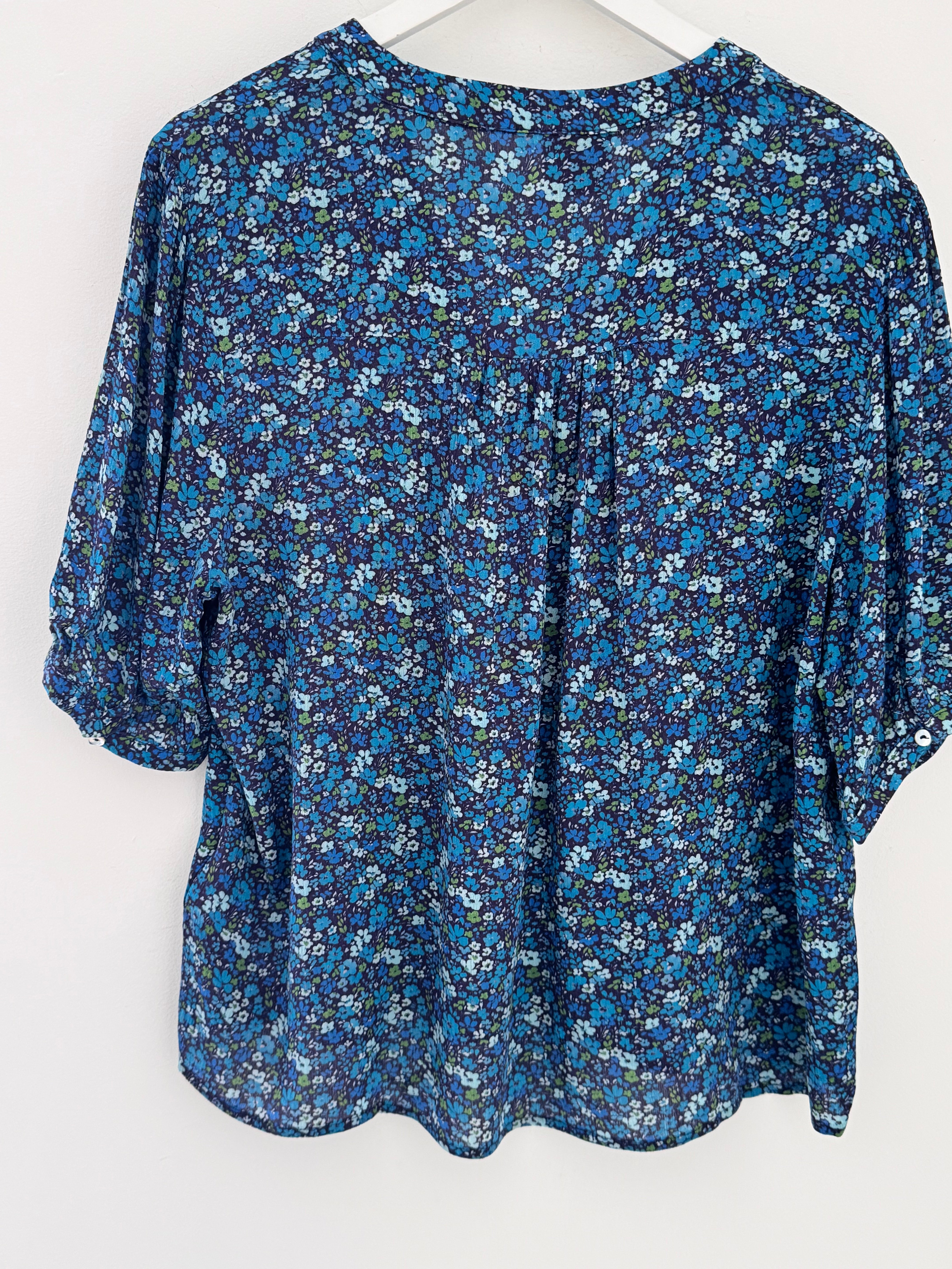 Ditsy Top in Blue & Navy