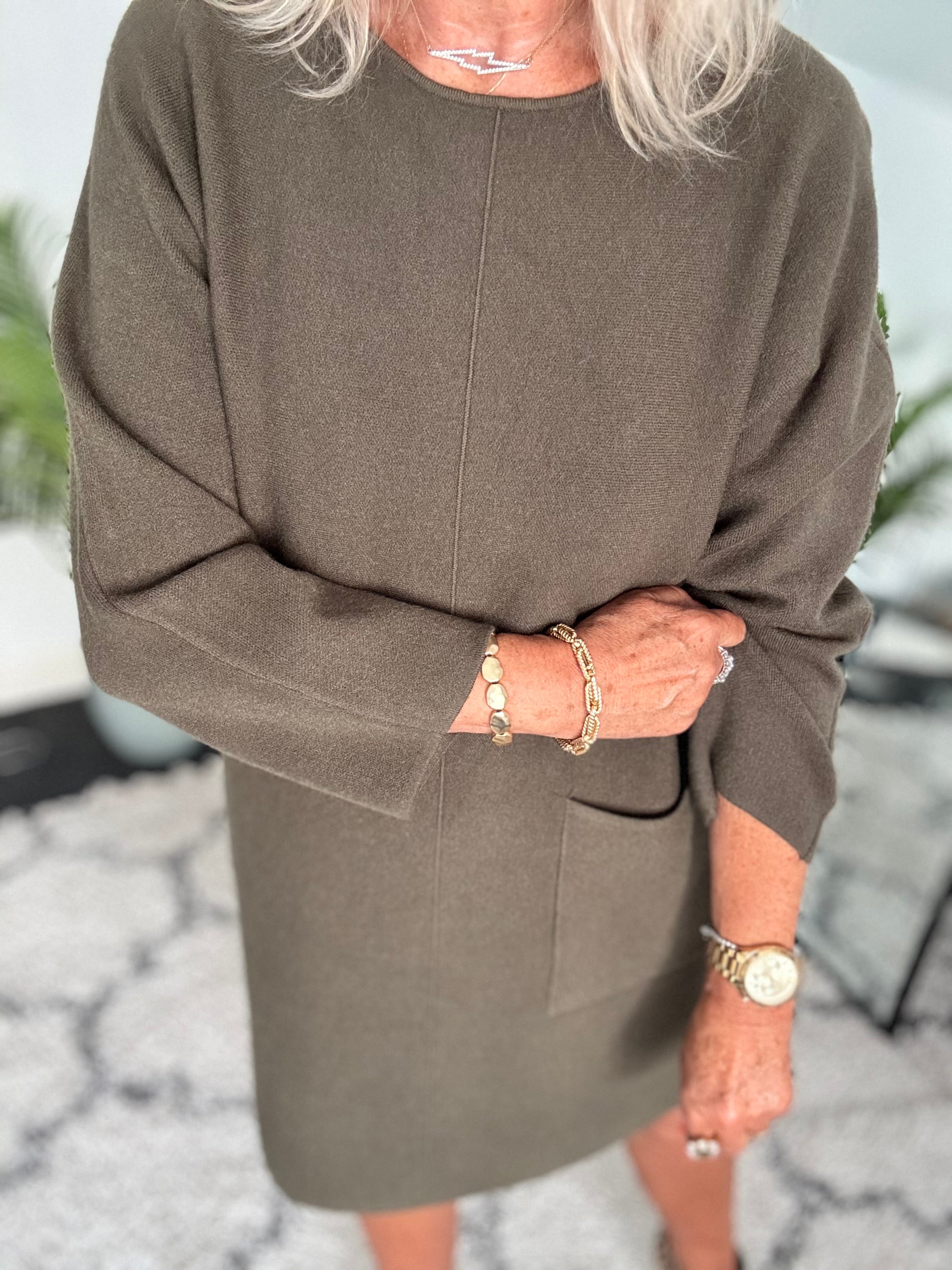 Luxe Knitted Pocket Dress in Dark Khaki