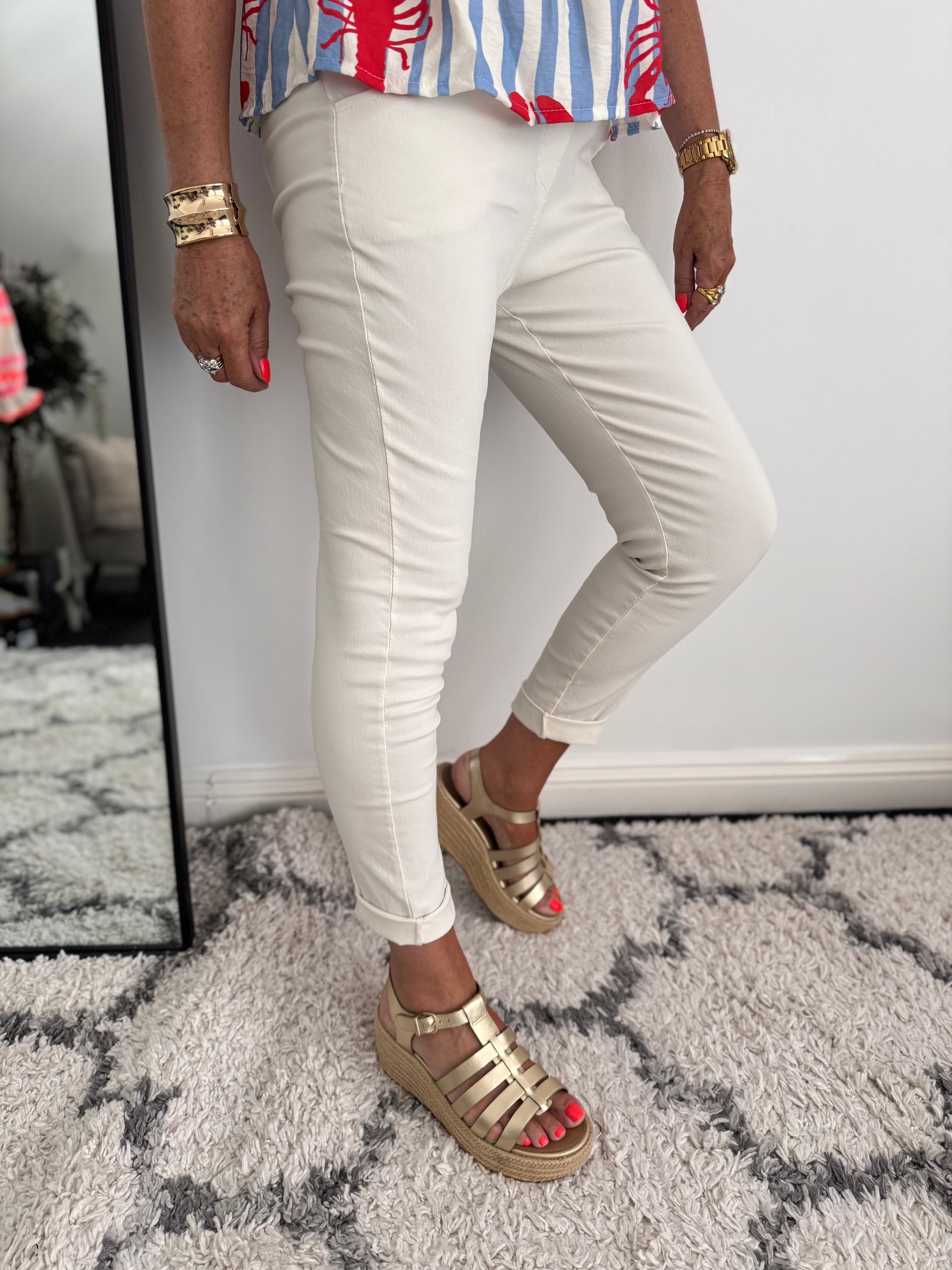 Slimfit Cotton Stretch Joggers in Light Ecru
