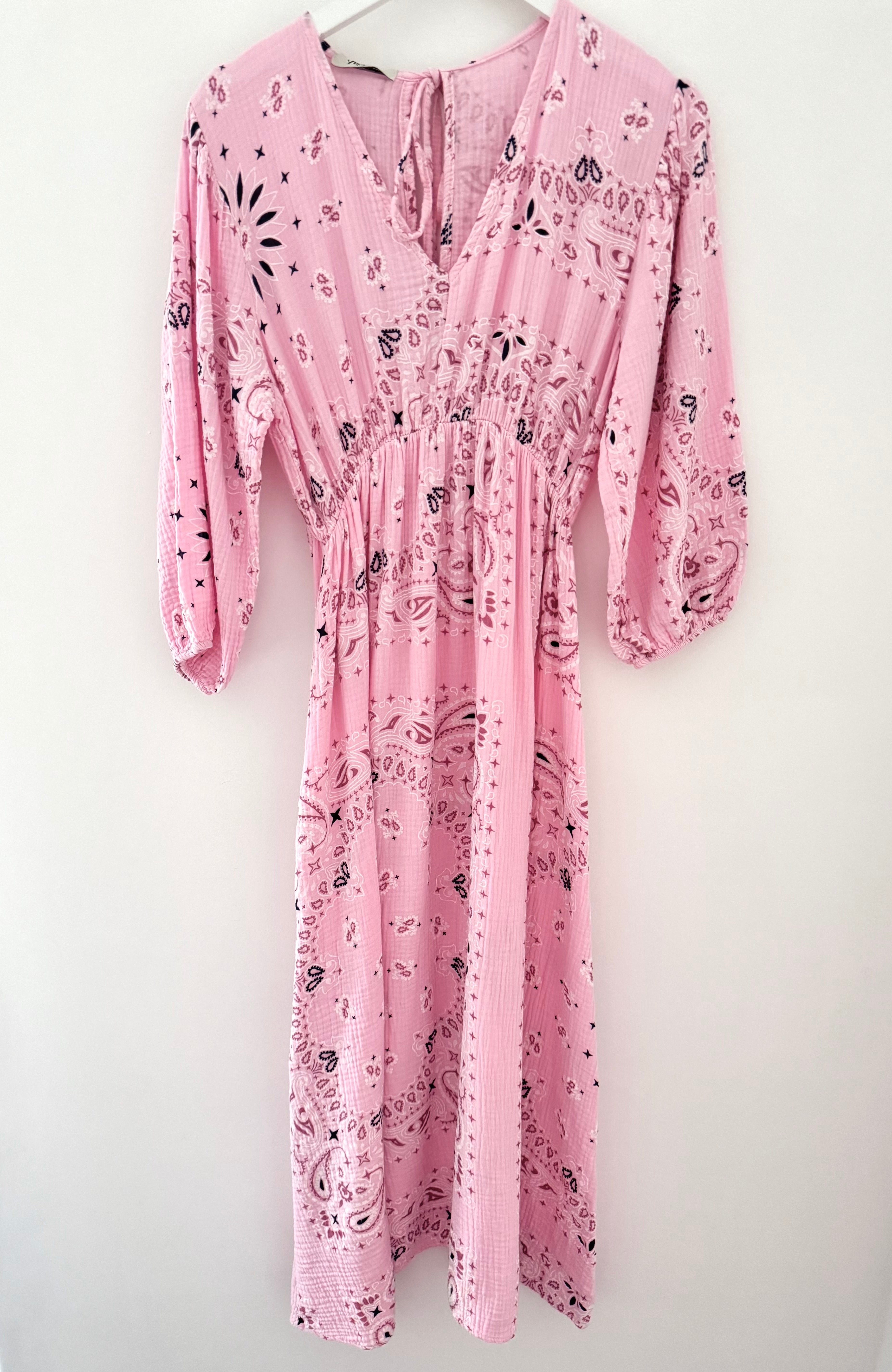 Cheesecloth Midi Dress in Pink Paisley