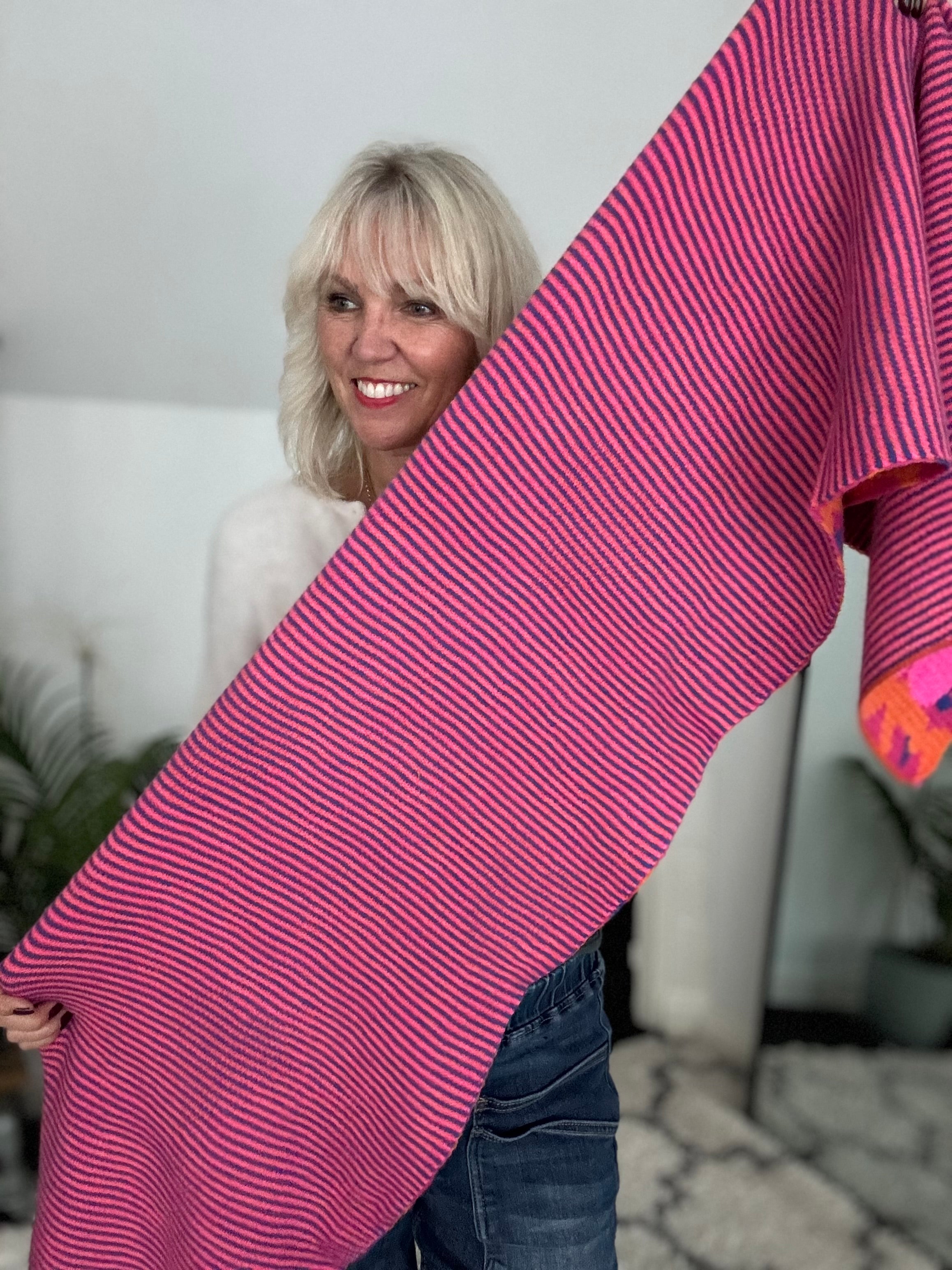 Leopard Reversible Scarf with Hearts & Stripes in Pink