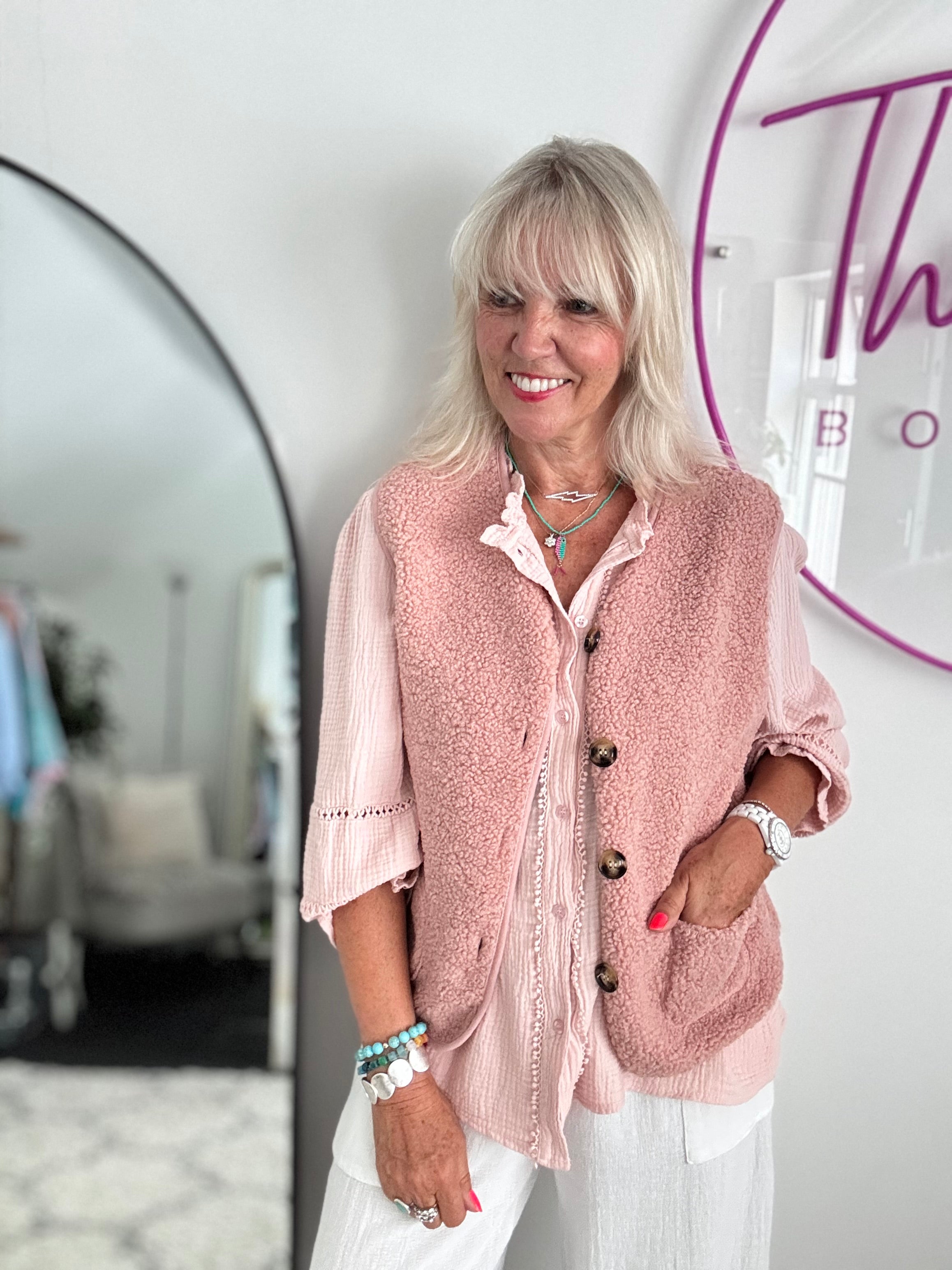 Boucle Gilet in Pink