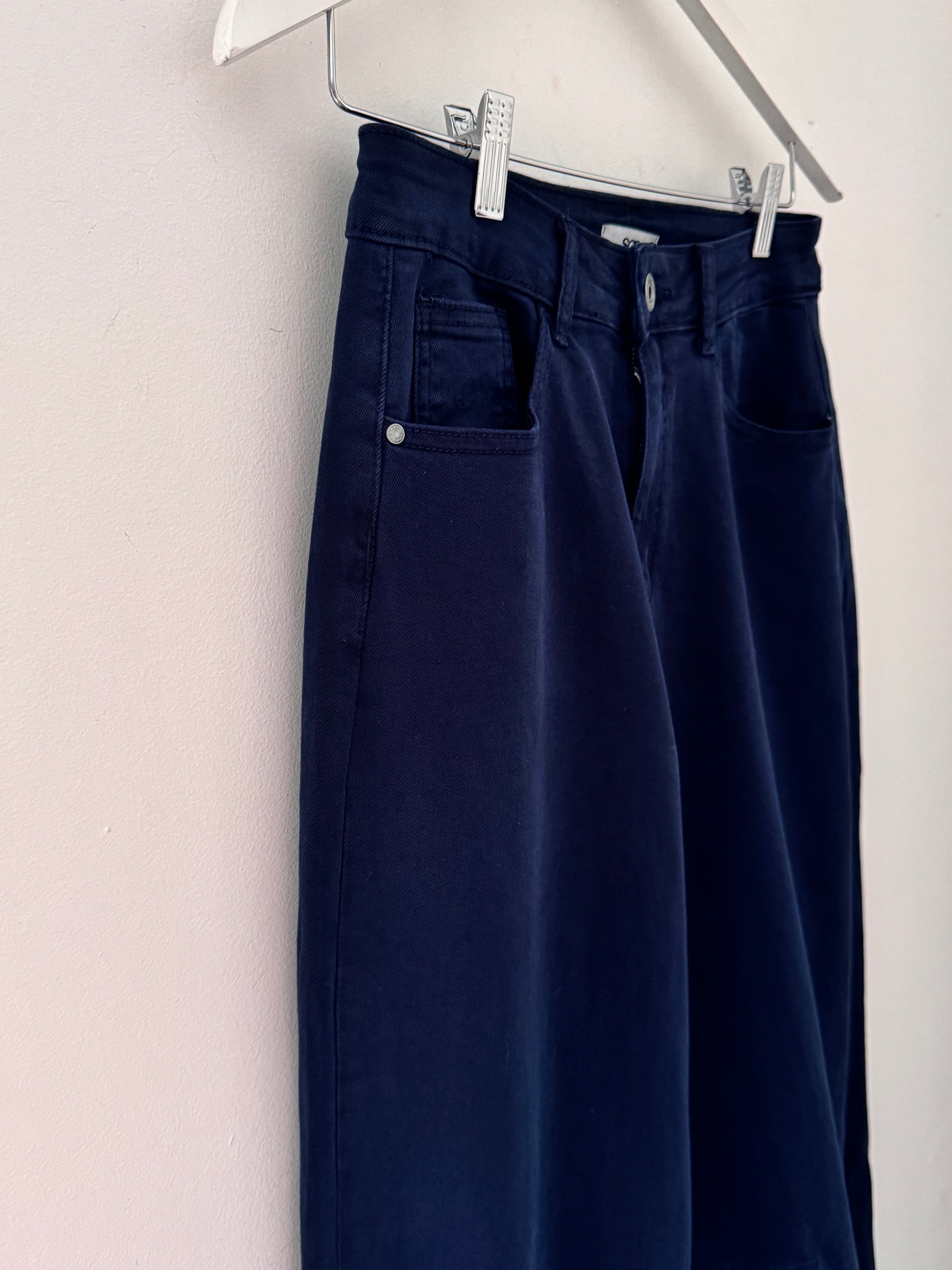 Stretch Boyfriend Jeans in Ink Navy