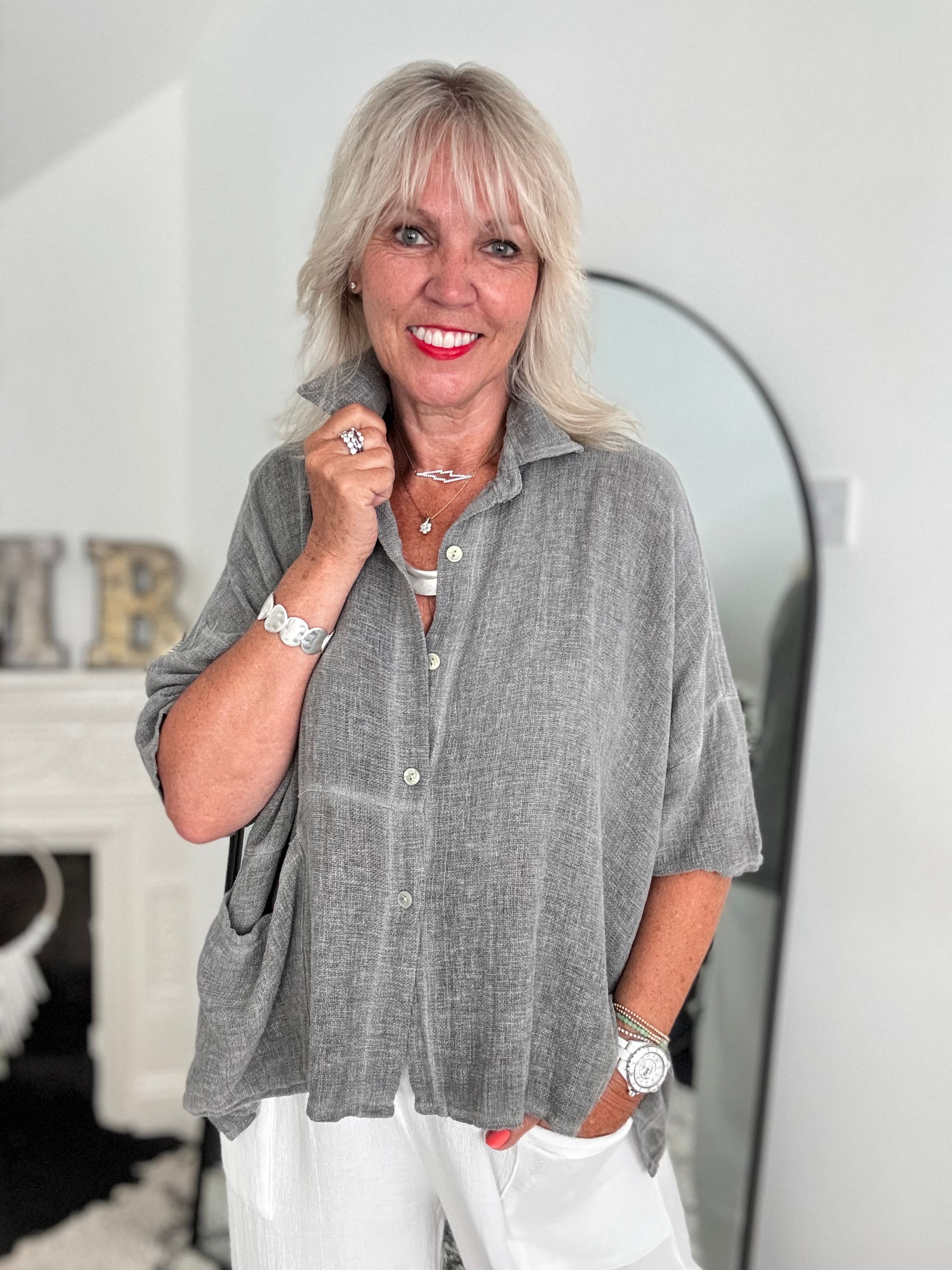 Linen & Cotton Buttoned Shirt in Soft Grey