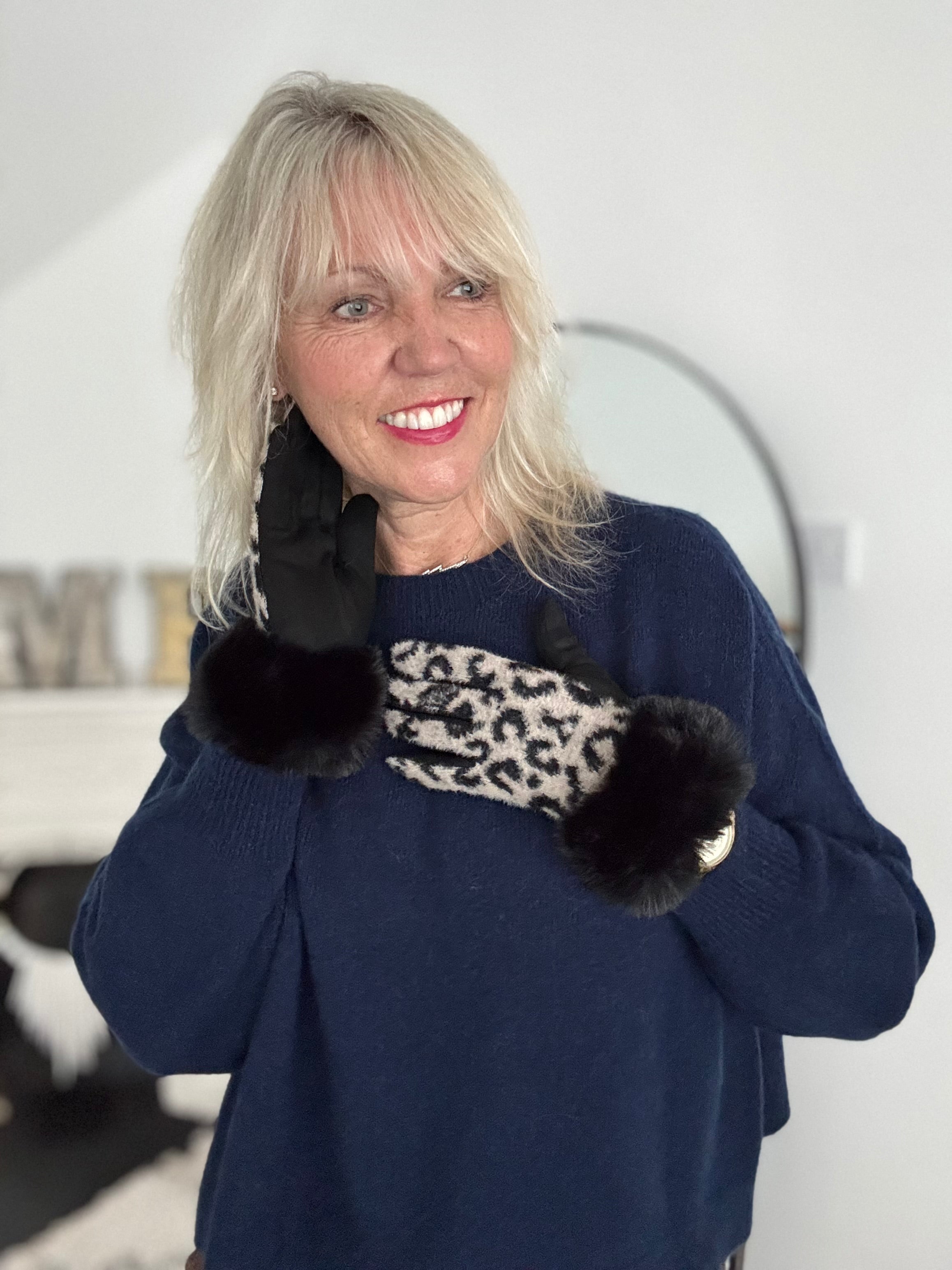 Leopard Gloves with Fur Trim in Black & Stone