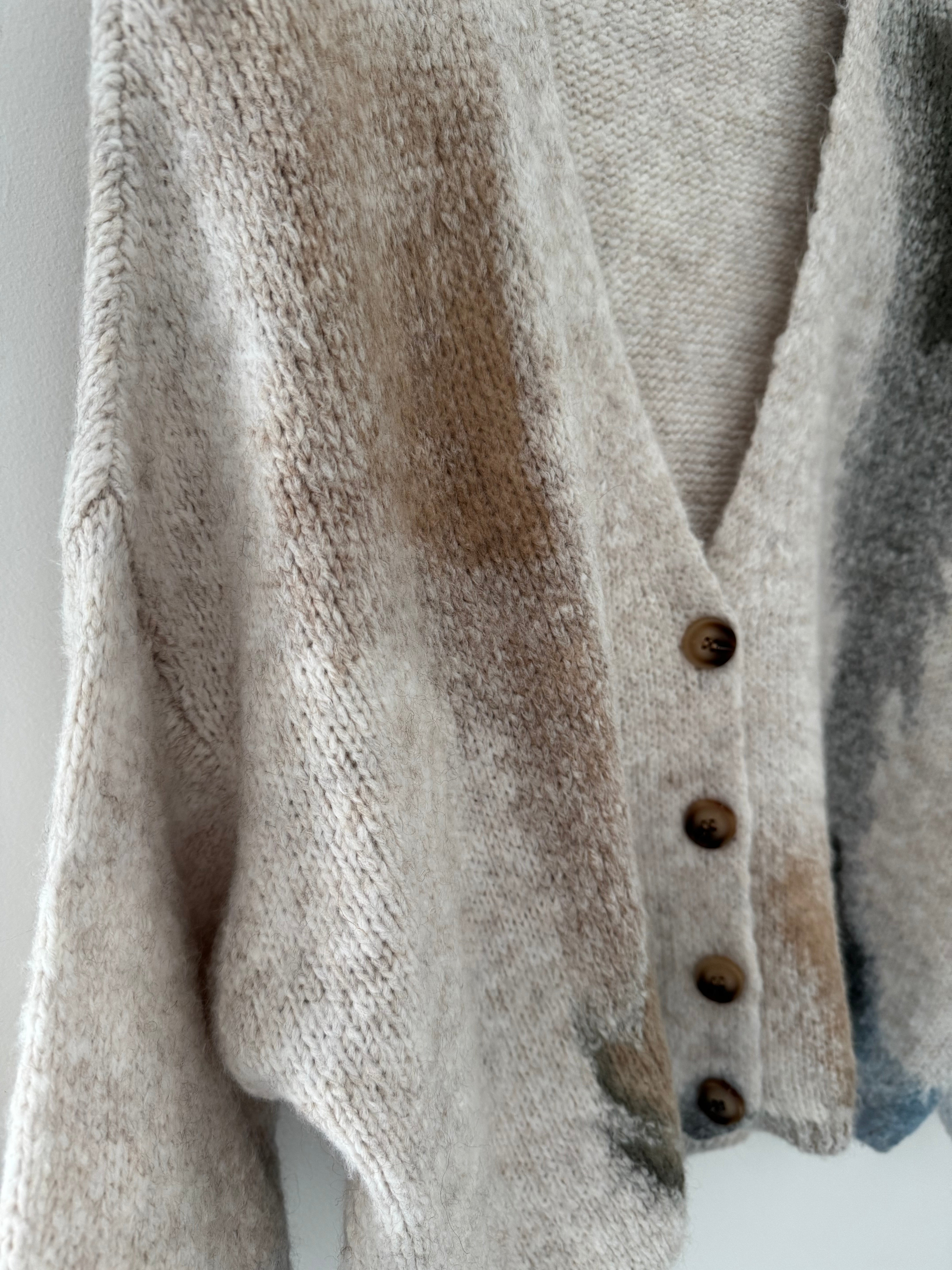 Brushstroke Boyfriend Cardi in Khaki & Tan