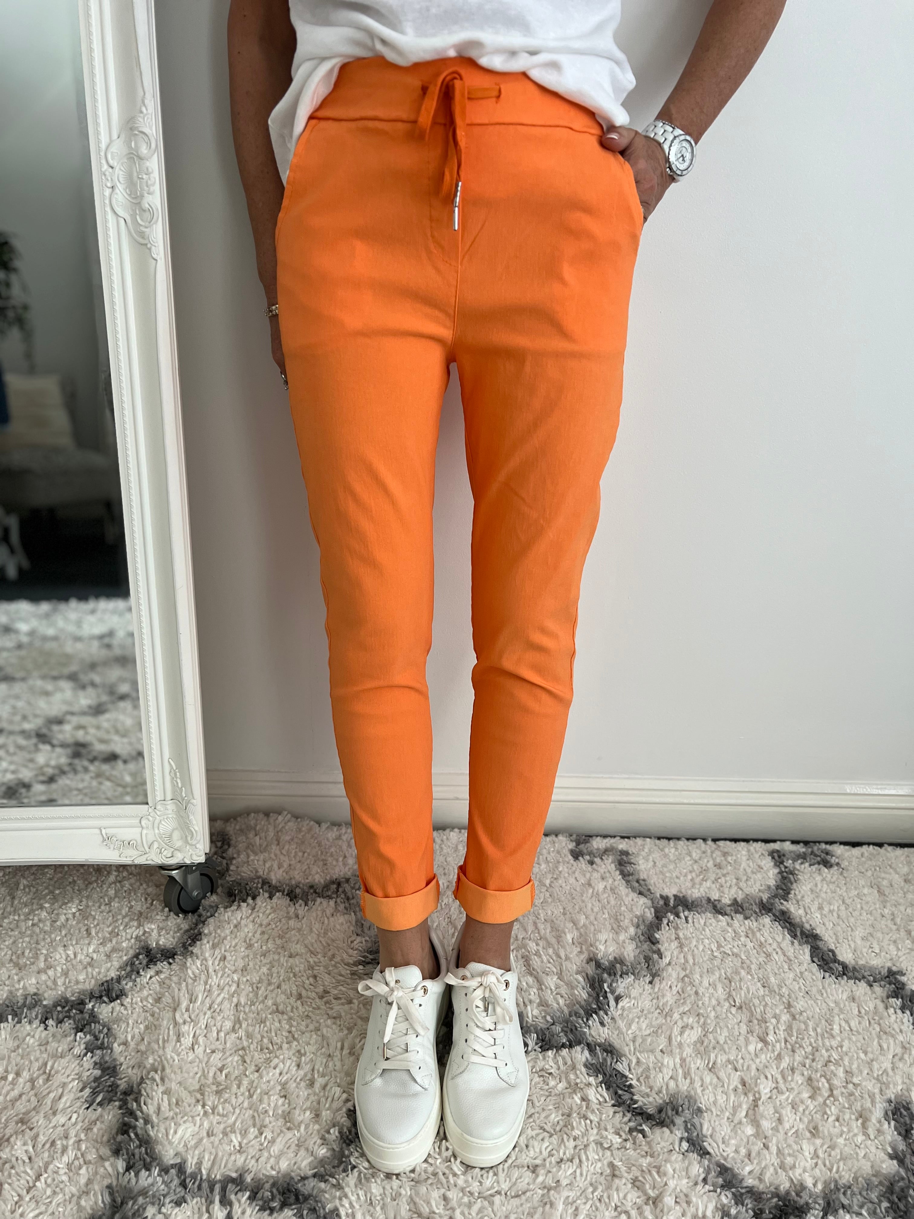 Slimfit Joggers in Orange
