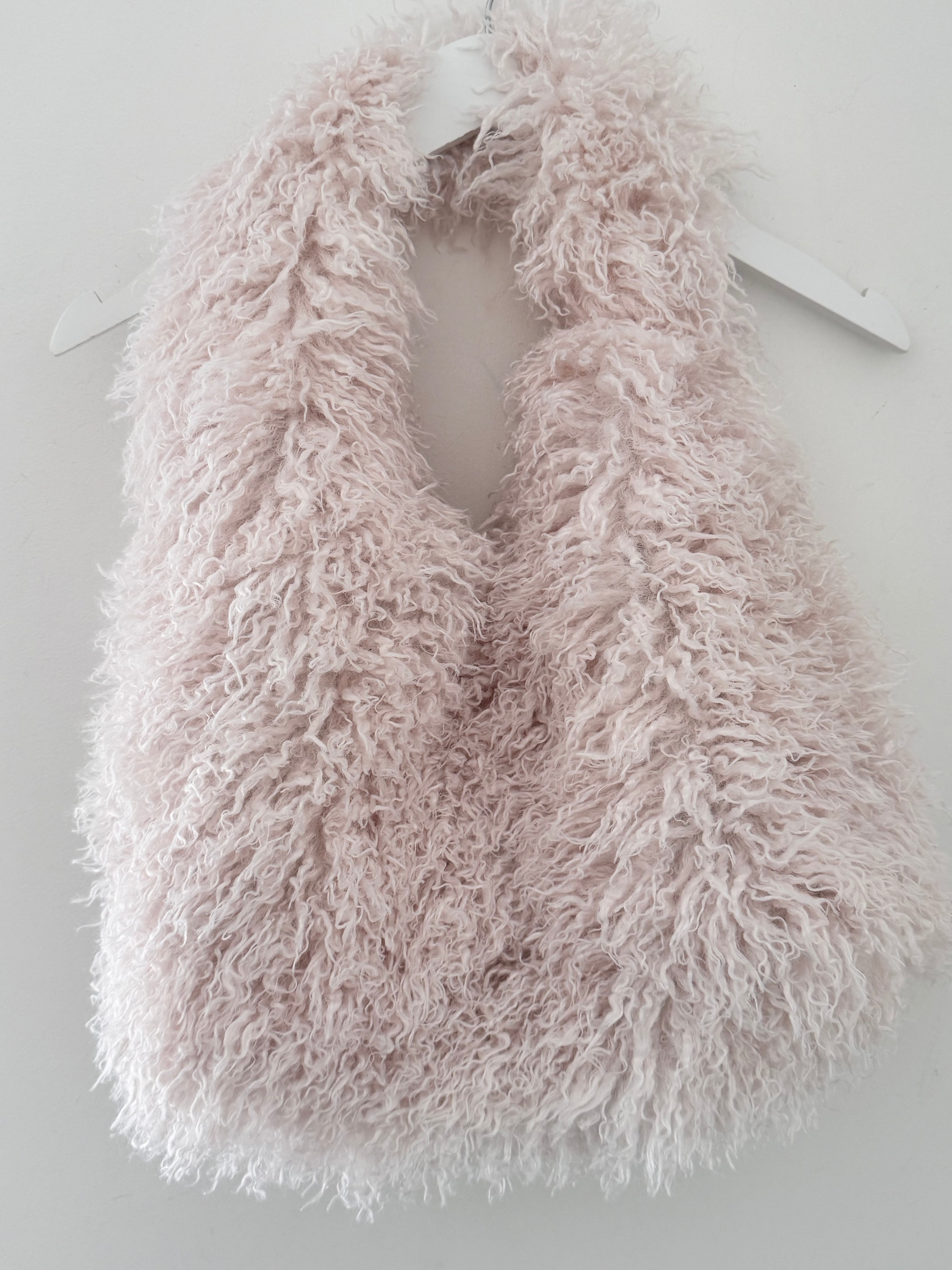 Shaggy Faux Fur Bag in Vanilla