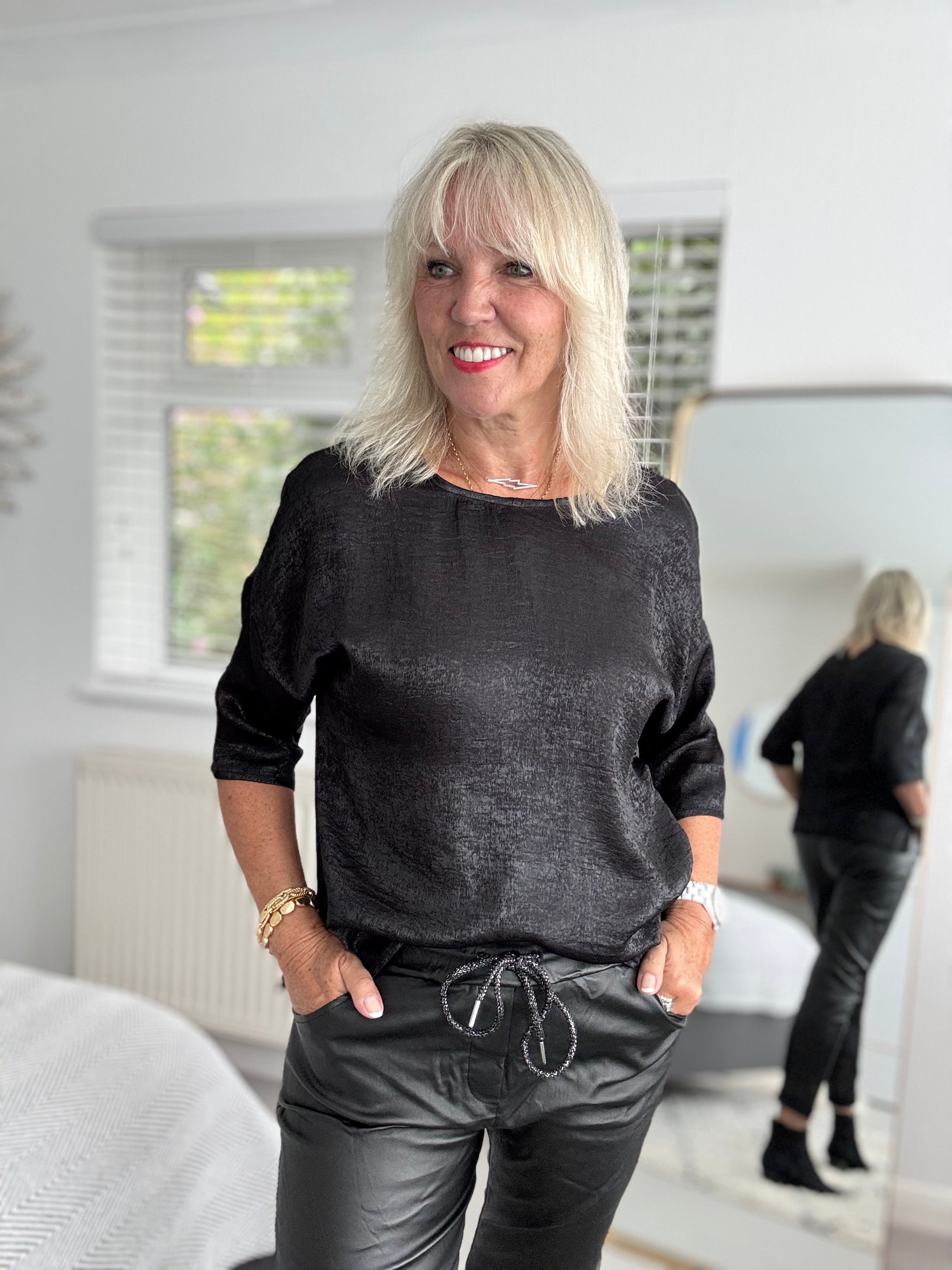 Silky Shimmer Top in Black