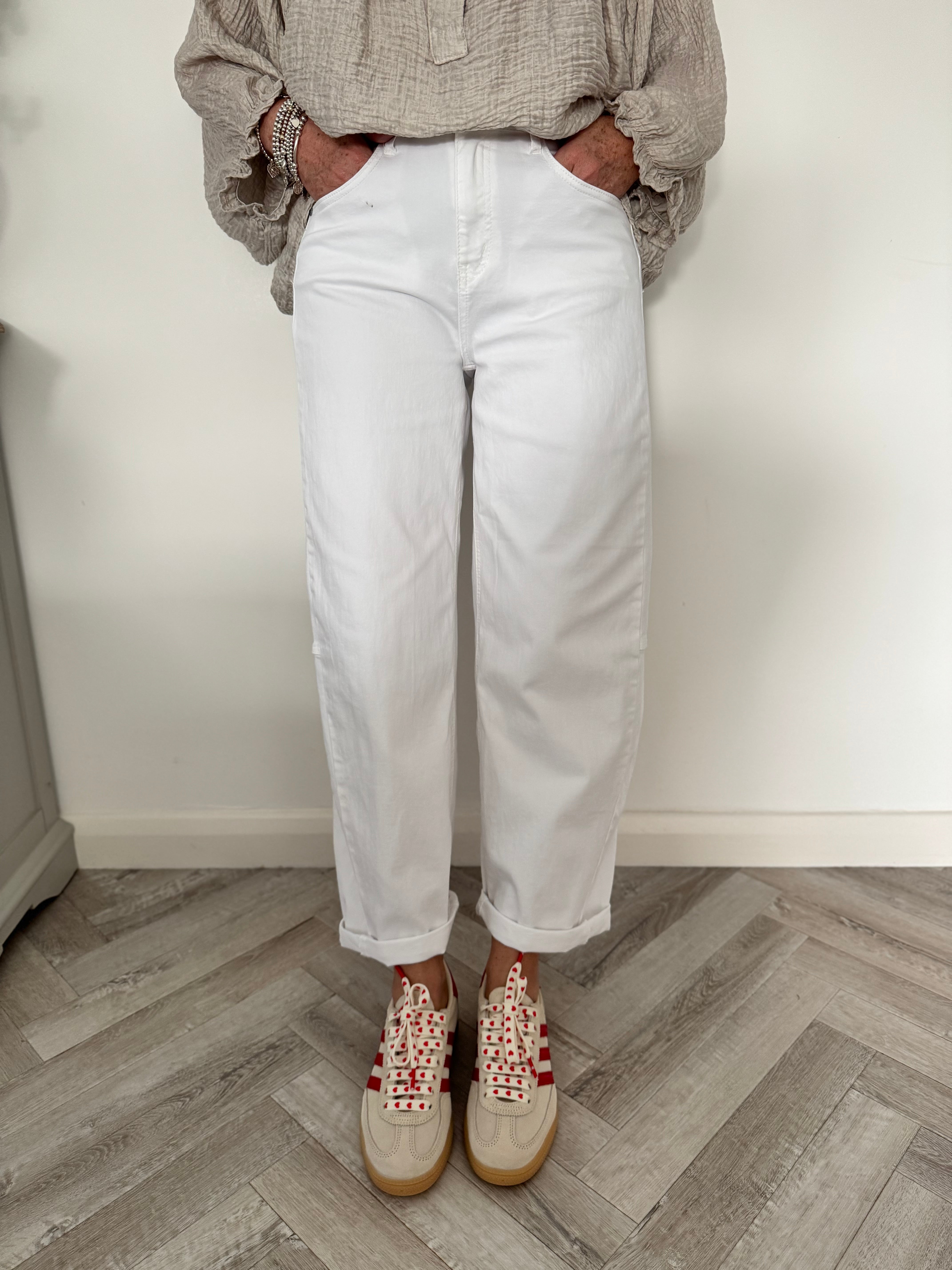 Barrel Leg Jeans in White