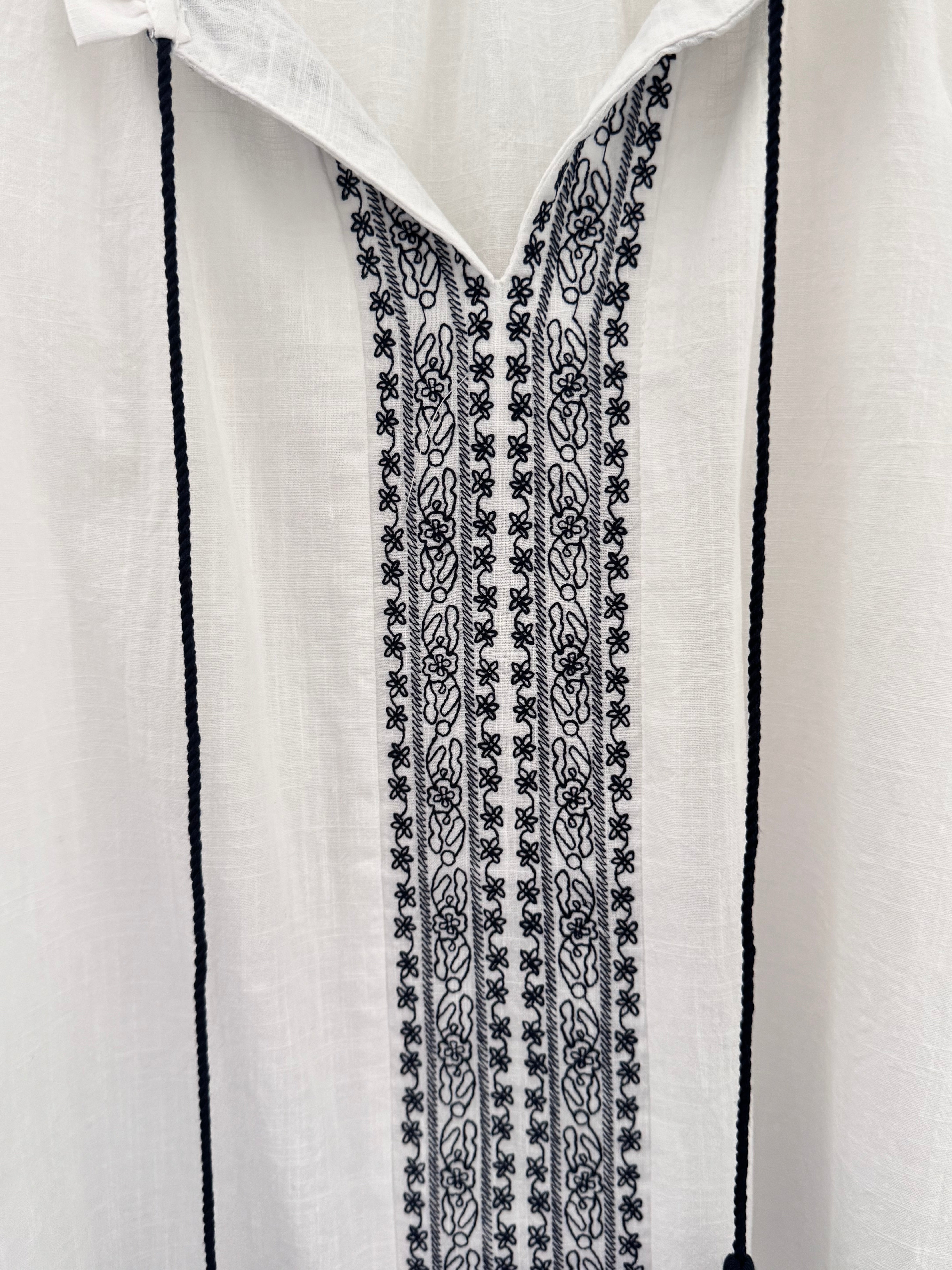 Embroidered Cotton Blouse in White & Navy