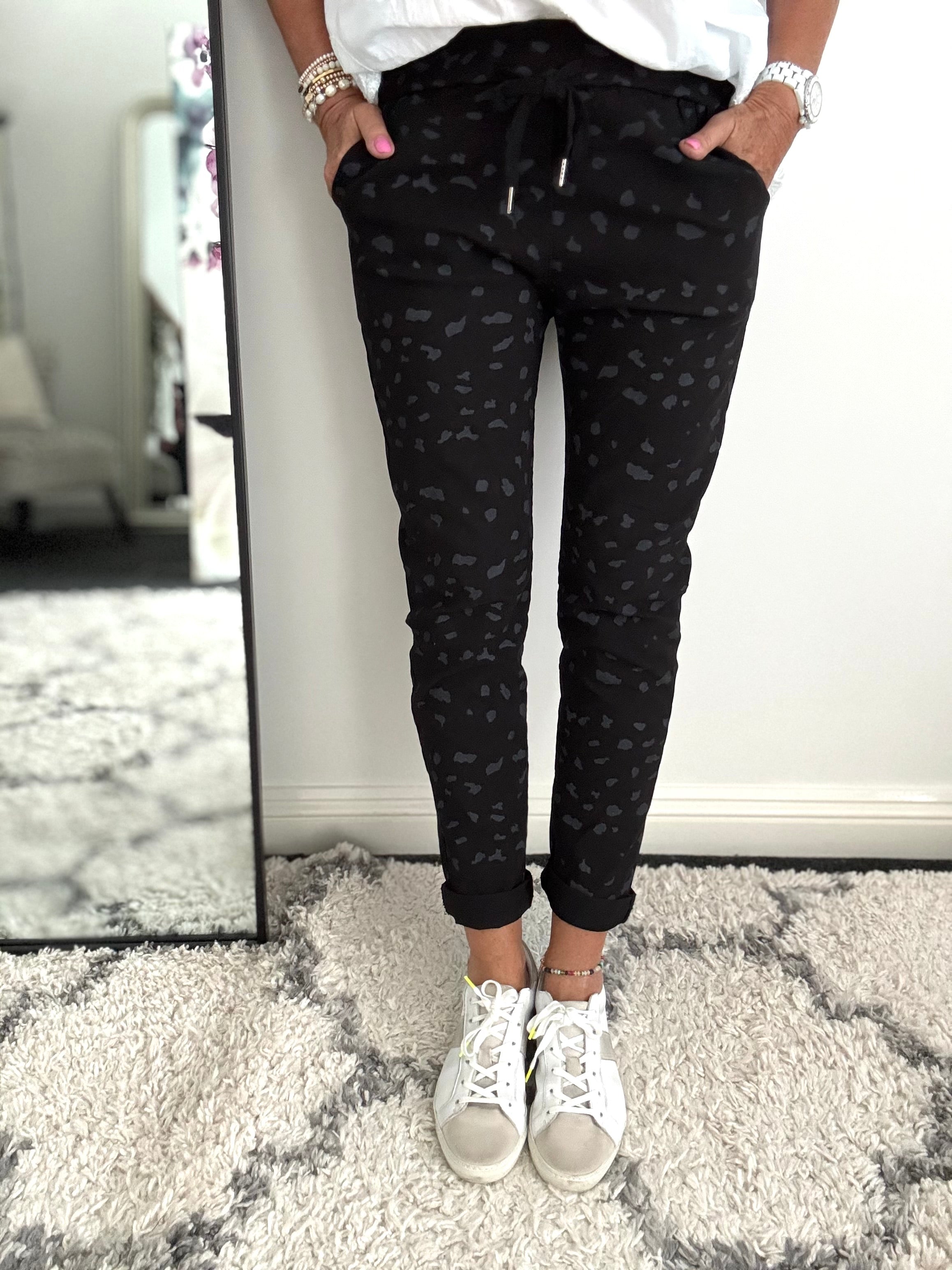 Super Stretch Joggers in Black Leopard