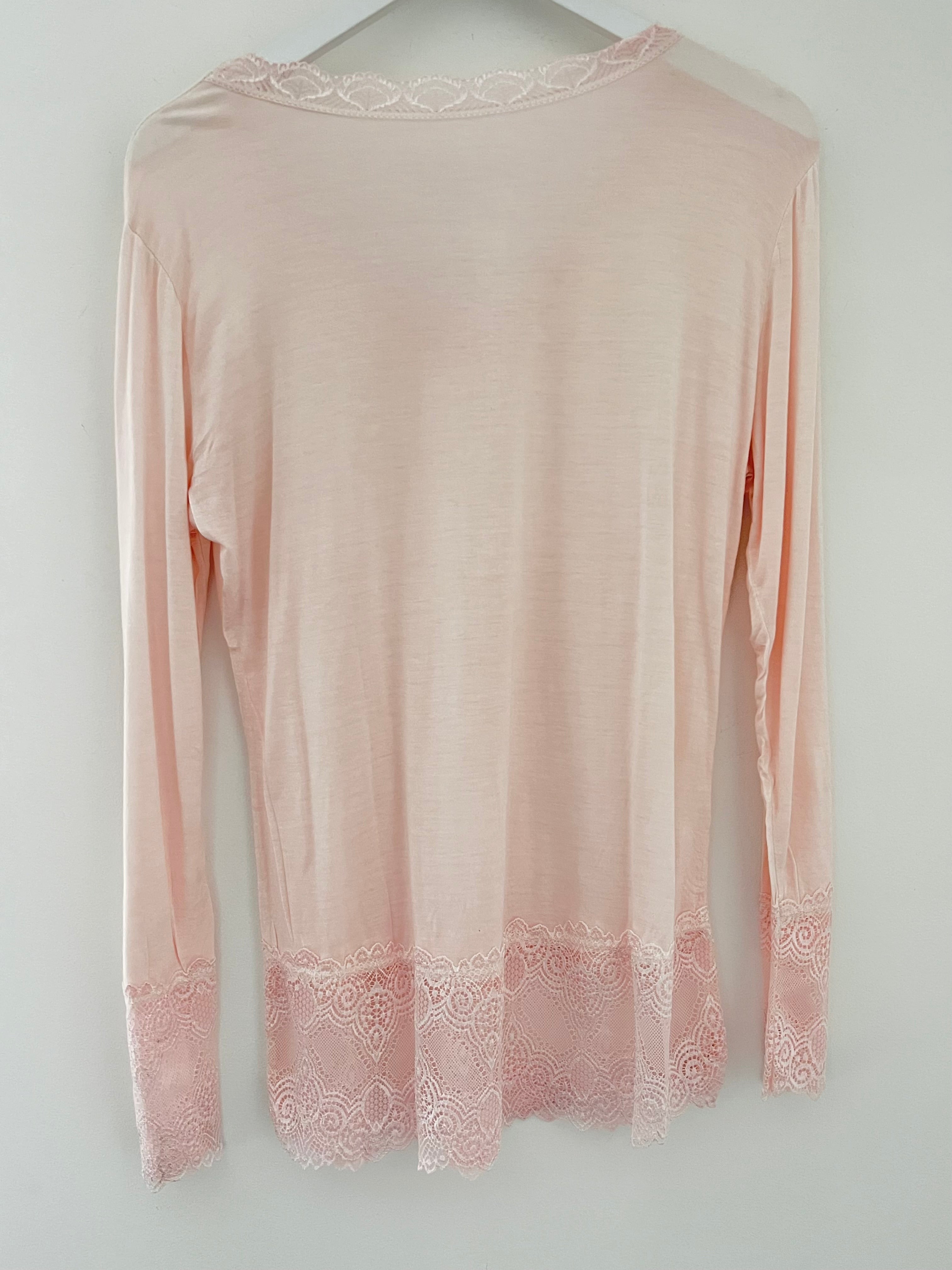 Luxe Base Top with Lace Trim in Shell Pink