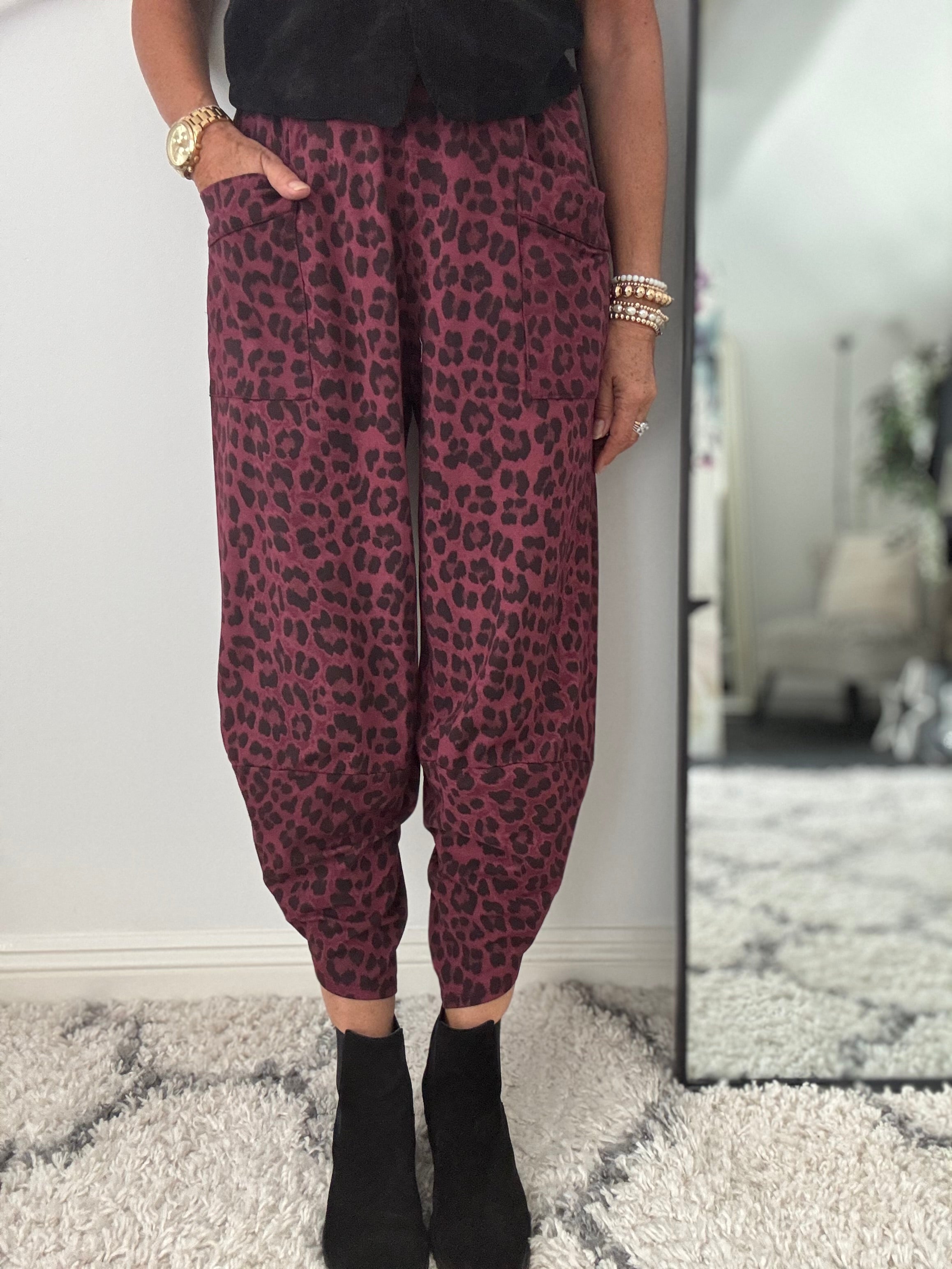 Barrel Stretch Trousers in Berry Leopard