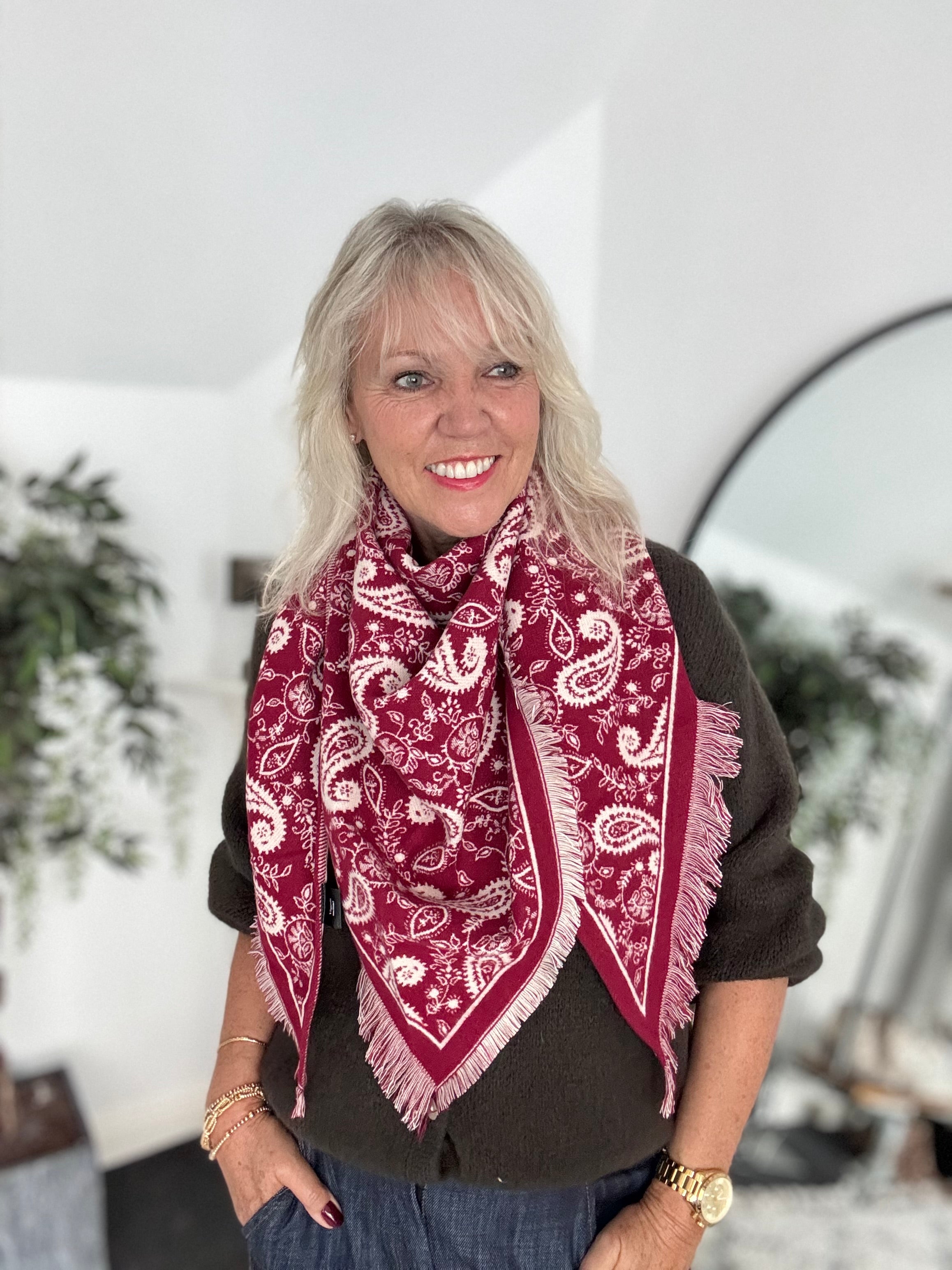 Reversible Knitted Scarf in Berry & Ecru