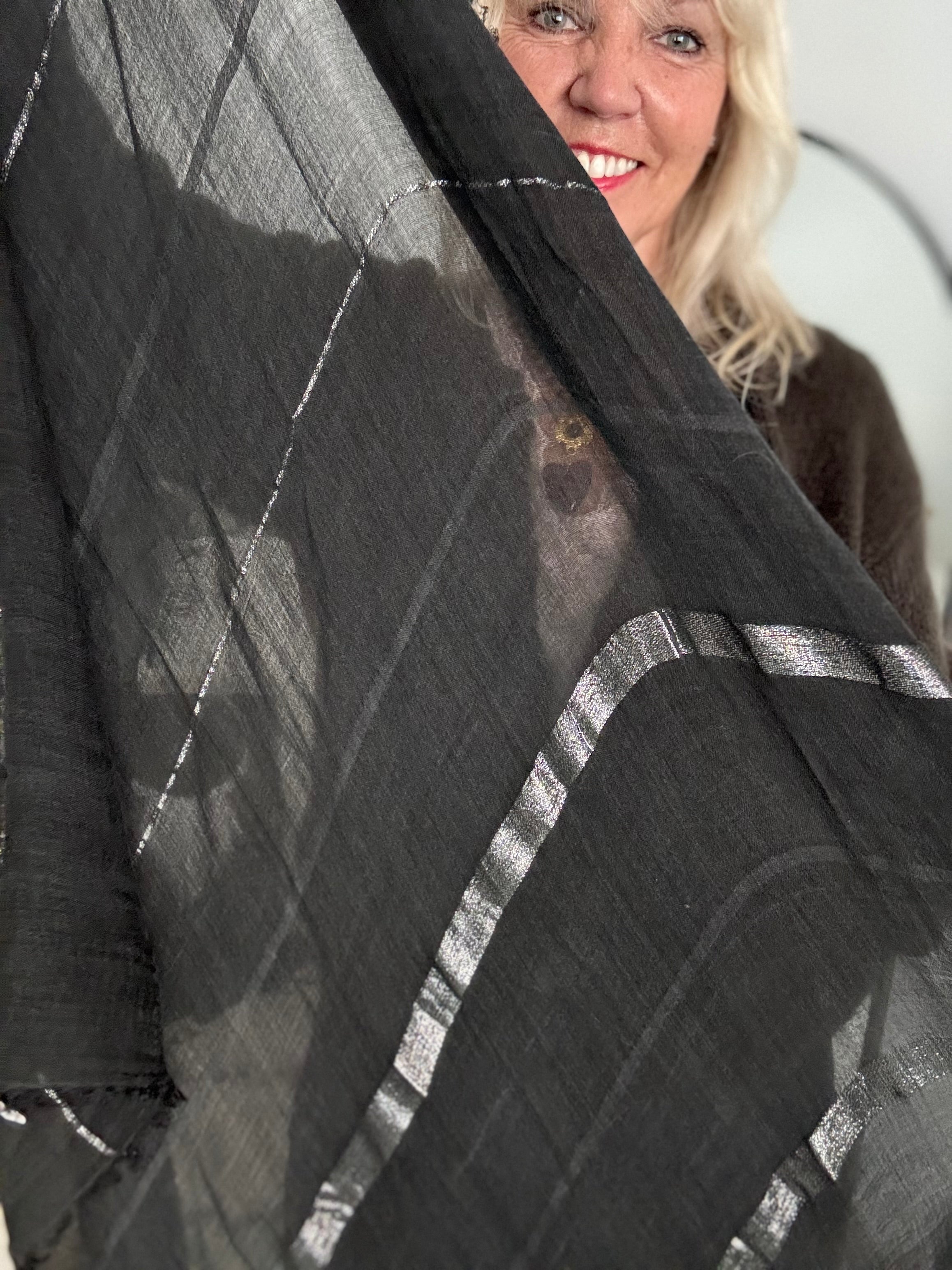 Fine Metallic Stripe Scarf in Black