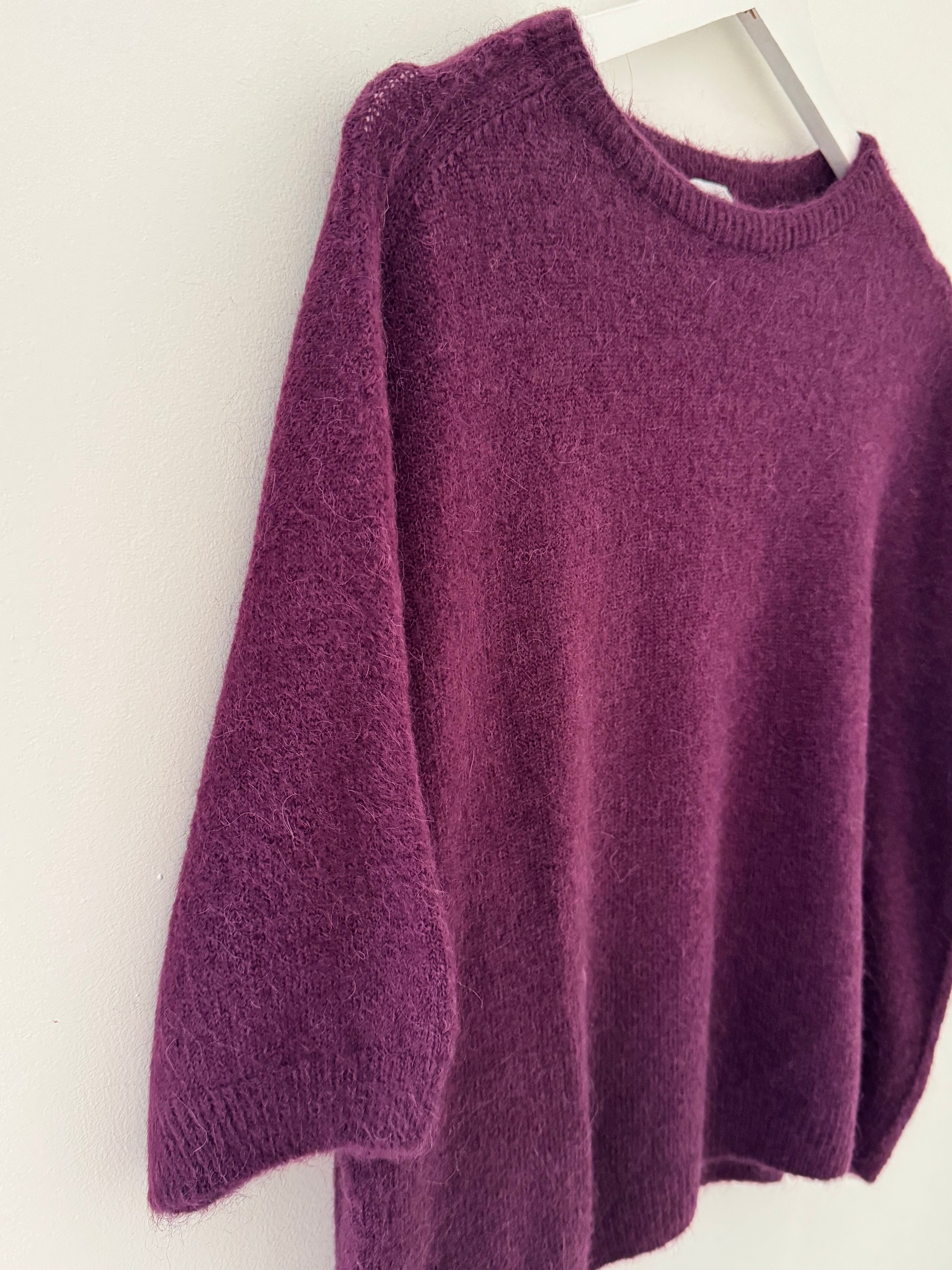 Short Sleeve Slouchy Alpaca Jumper in Plum