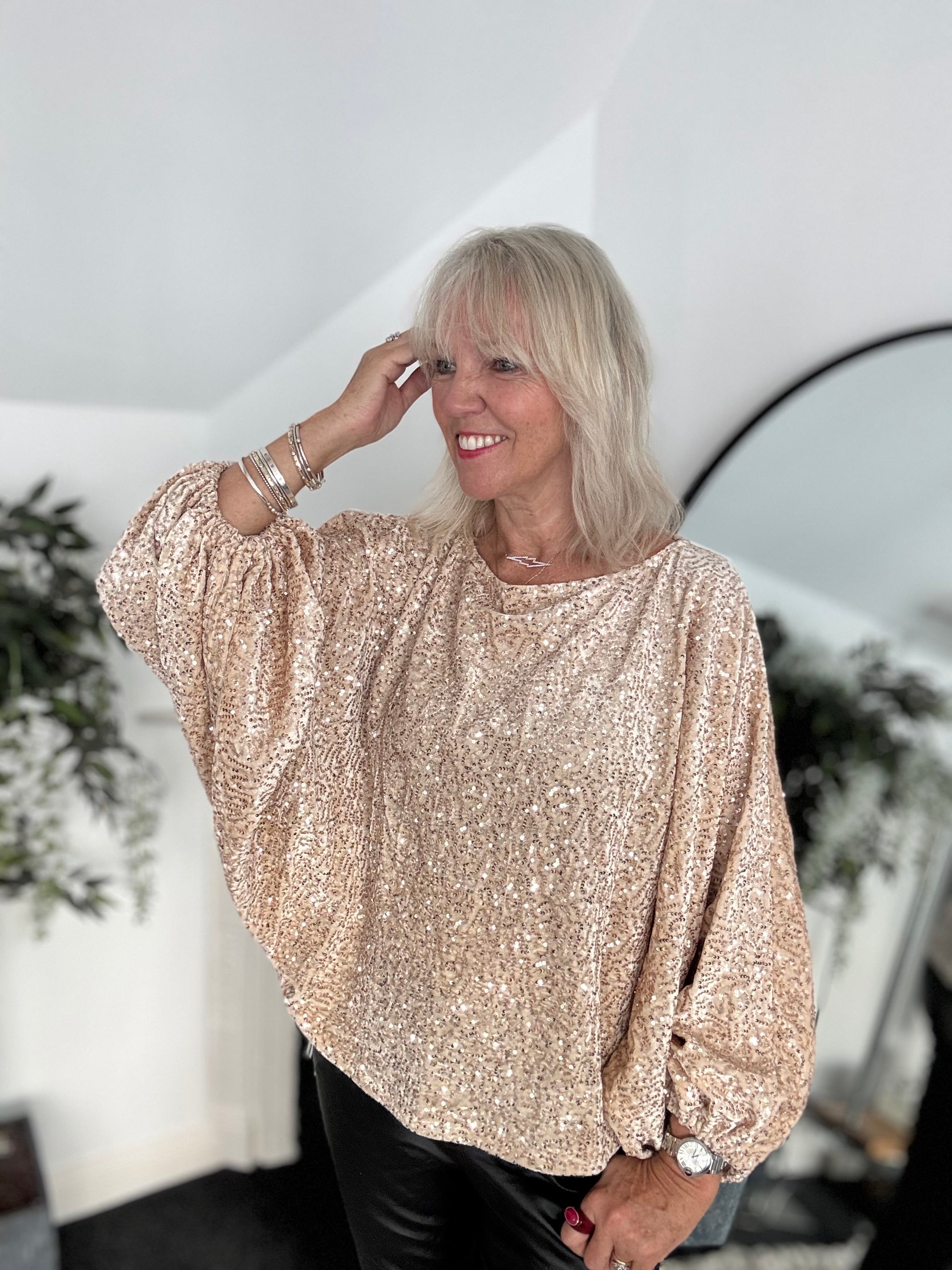Sequin Velvet Top in Champagne