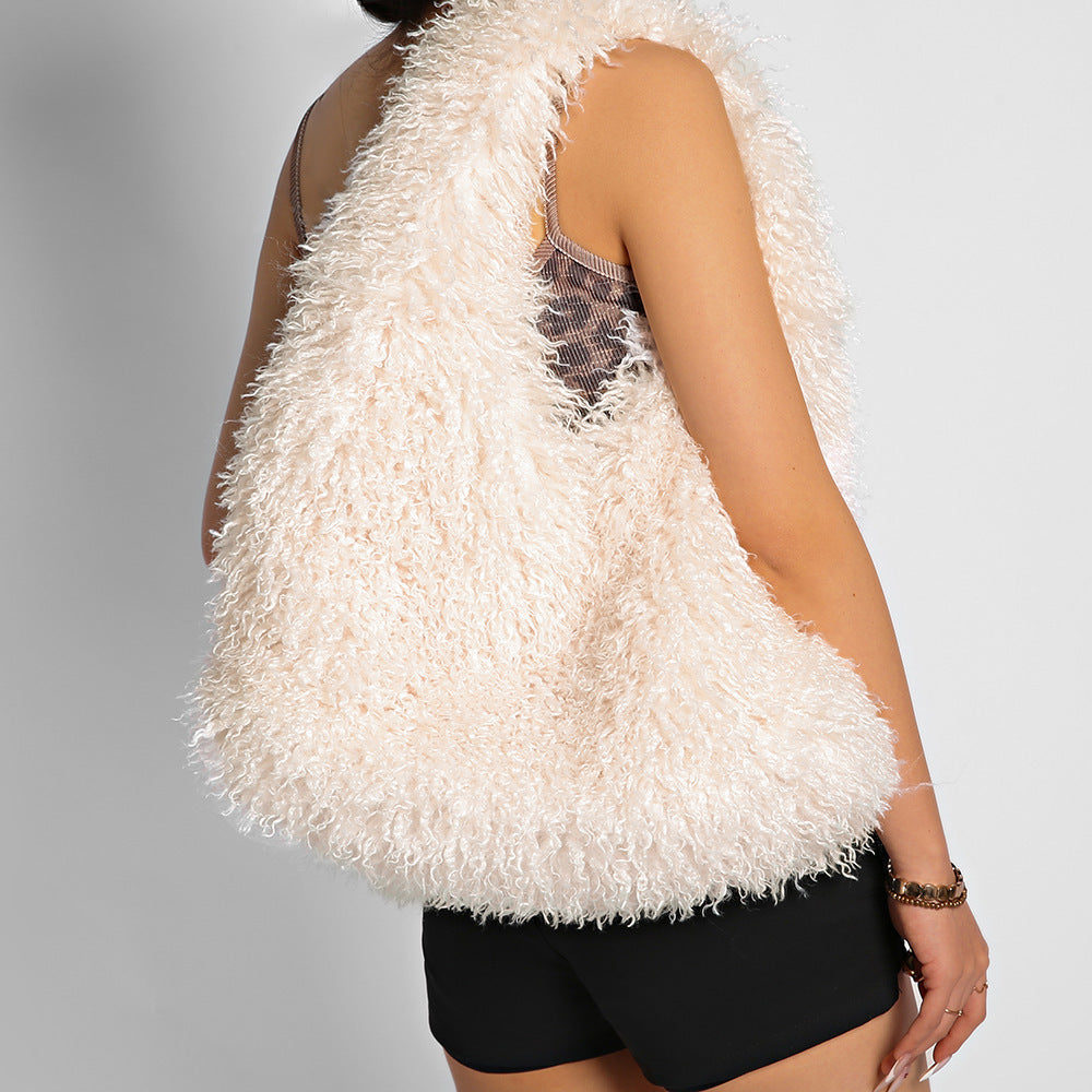 Shaggy Faux Fur Bag in Vanilla