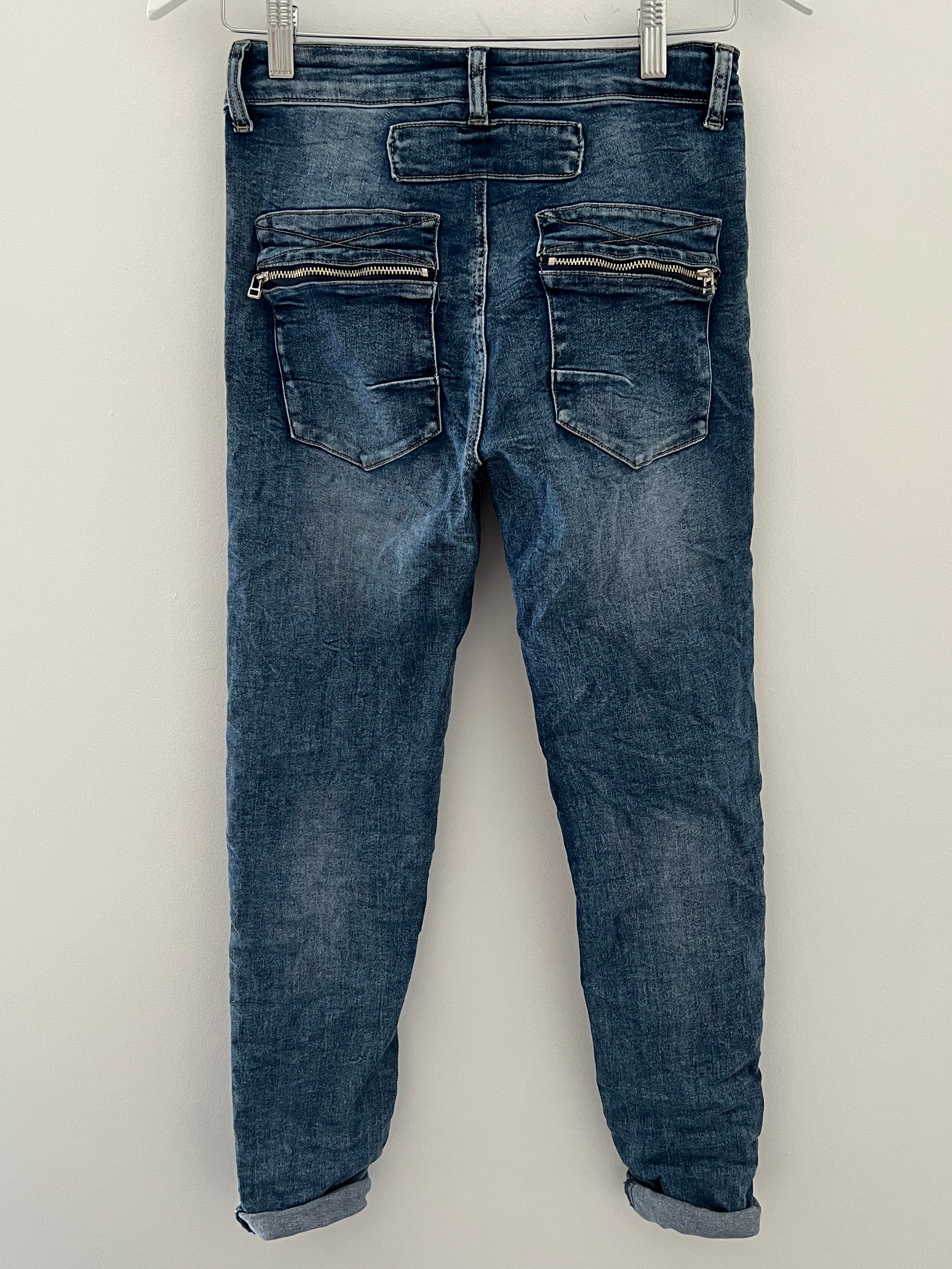 Button & Zip Fly Stretch Jeans in Mid Denim