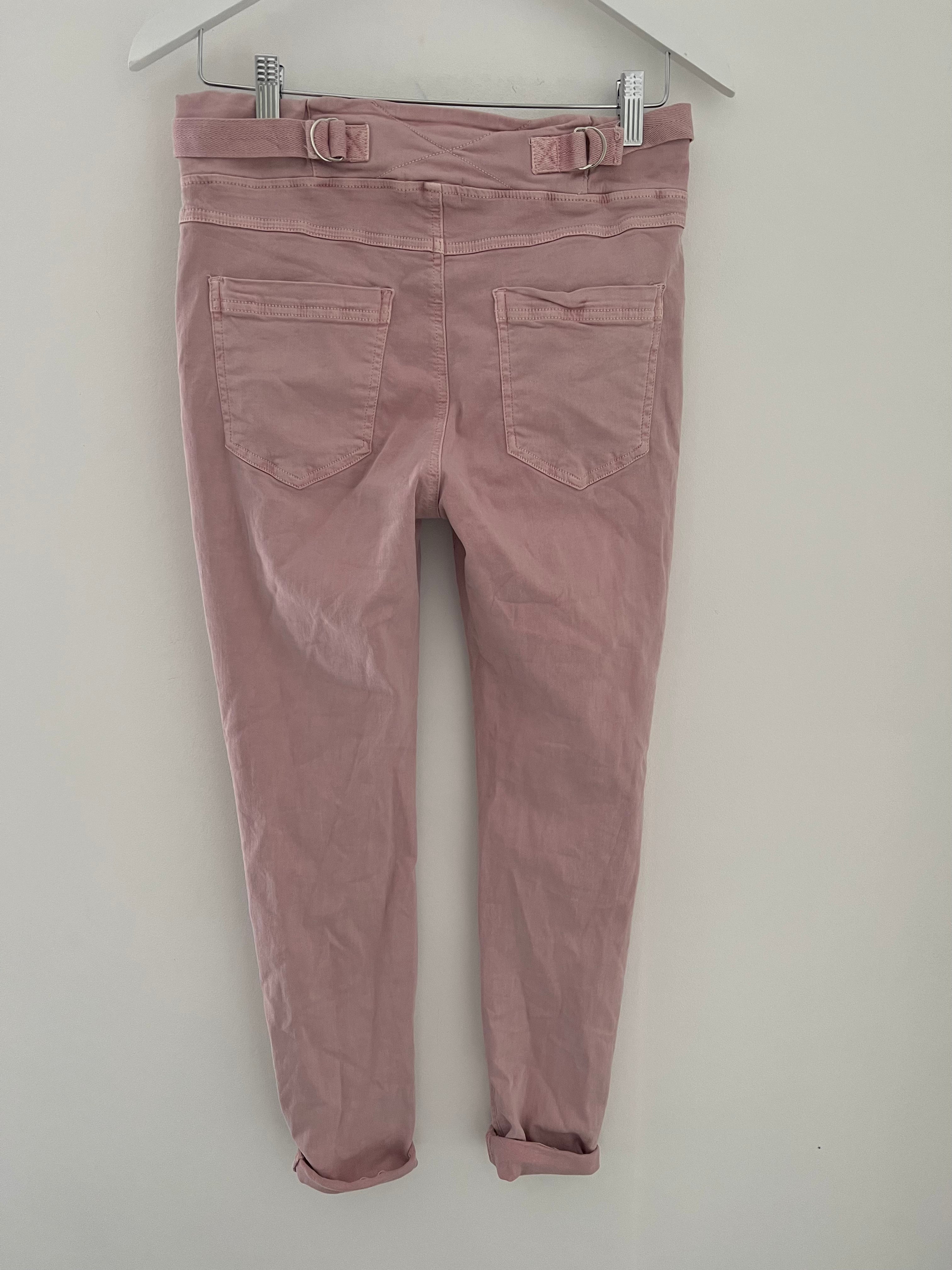 Jean Joggers in Soft Pink